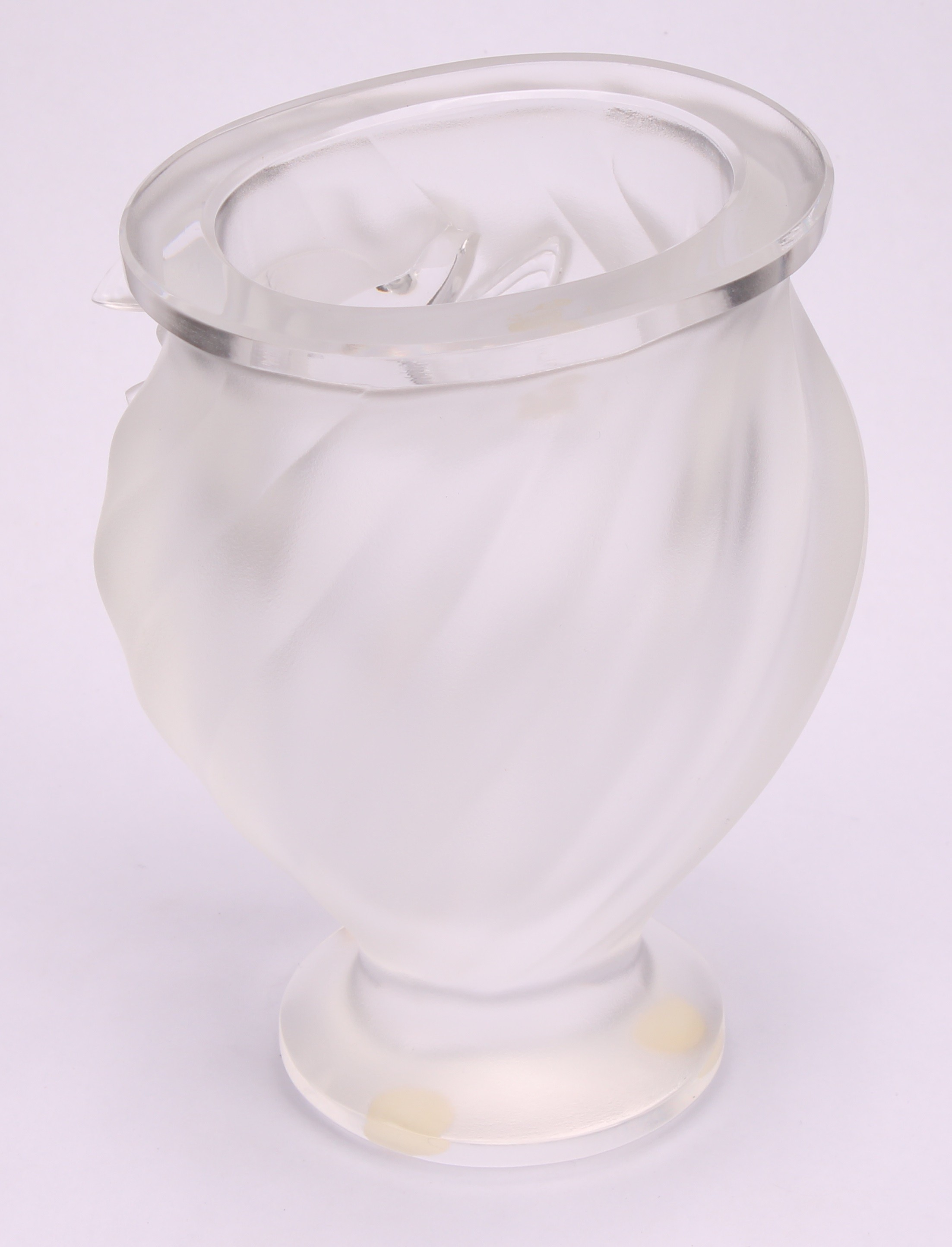 A Lalique 'Rosine' ovoid pedestal vase, of wrythen form, relief decorated with two birds, engraved - Image 4 of 5