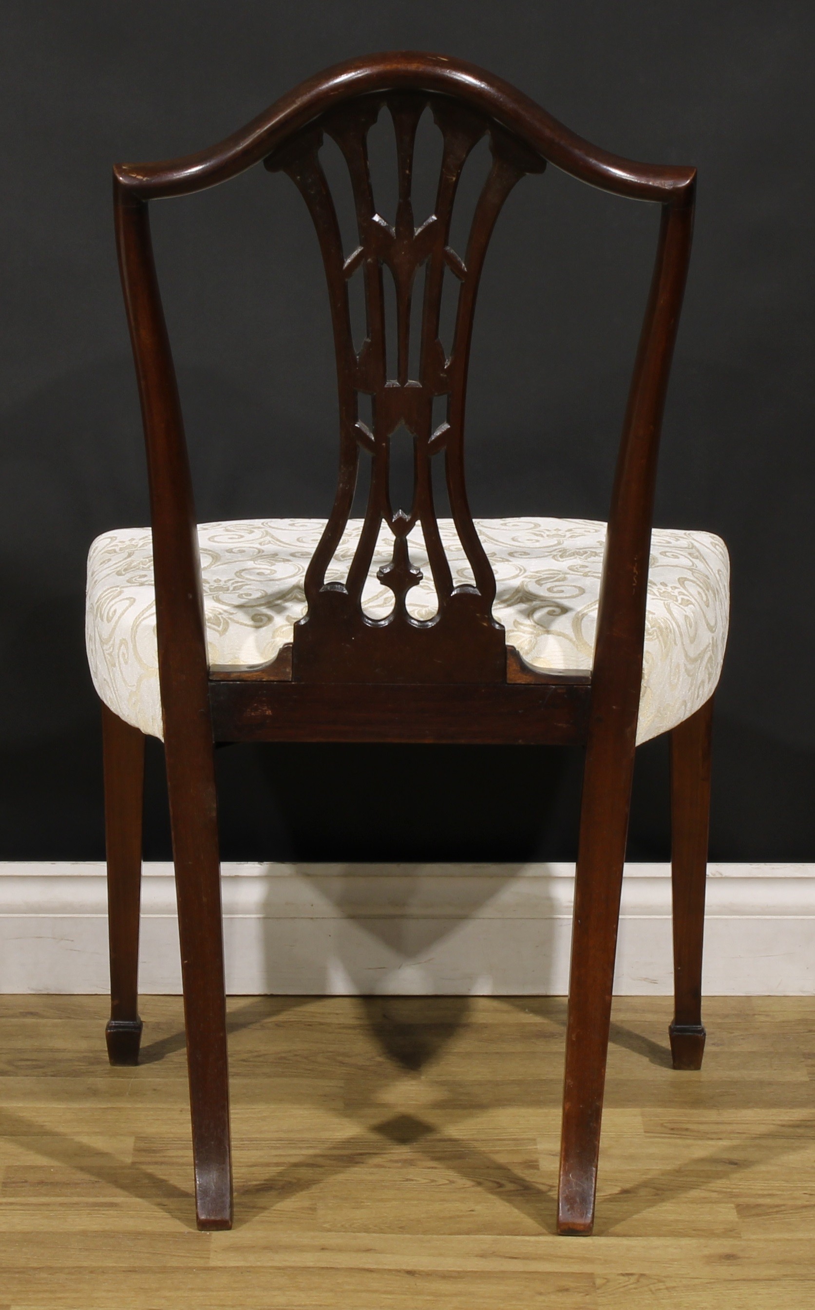 A set of eight Hepplewhite Revival mahogany dining chairs, comprising six side chairs and a pair - Image 9 of 9