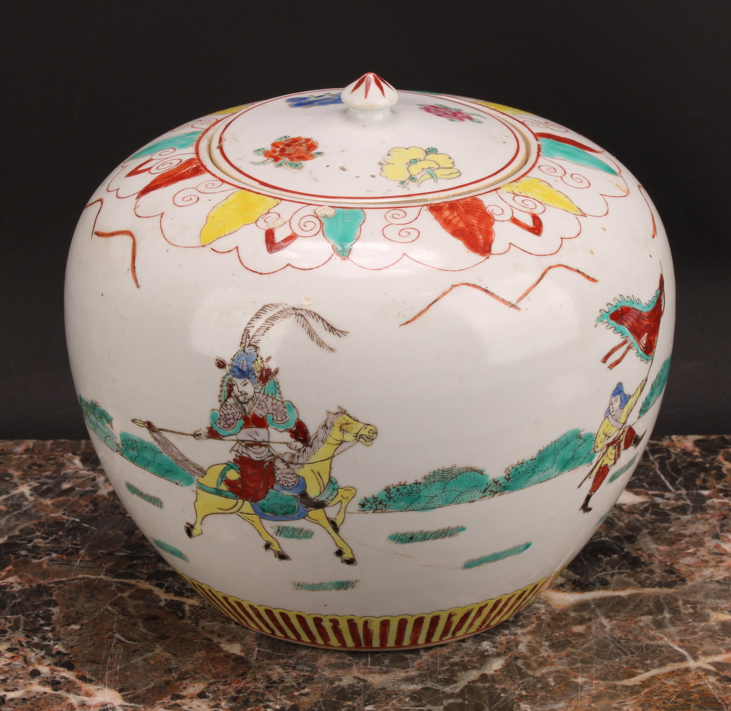 A pair of Chinese ovoid ginger jars and covers, decorated in polychrome with figures in battle, four - Image 8 of 12