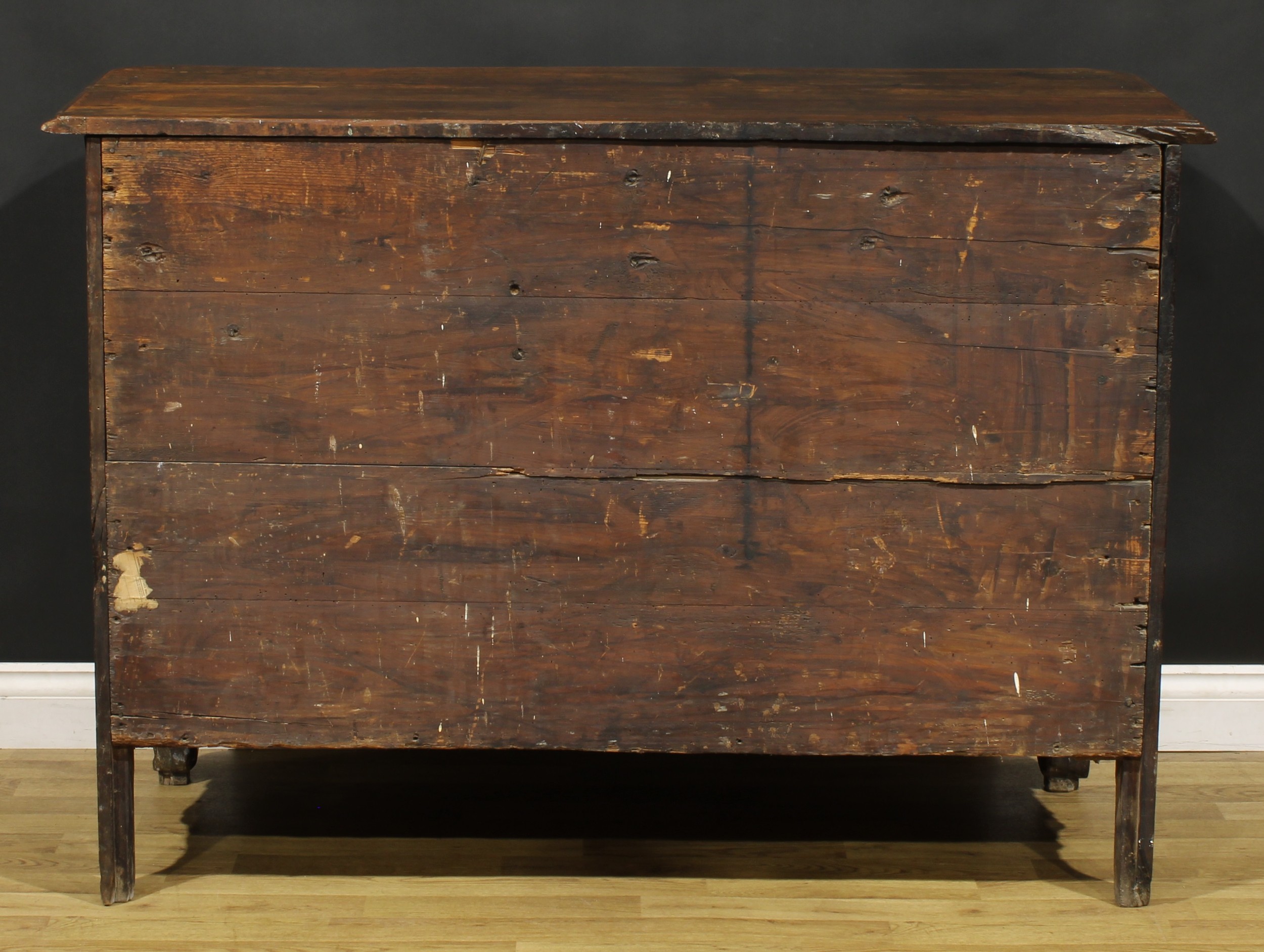 An 18th century French Provincial chestnut serpentine commode, slightly oversailing top with moulded - Image 5 of 5