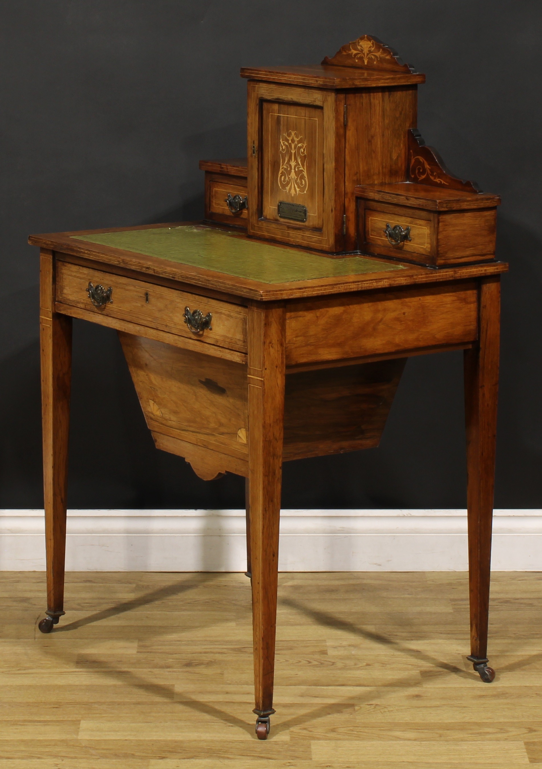 A late Victorian rosewood and marquetry bonheur du jour work table, stepped superstructure with a - Image 5 of 6