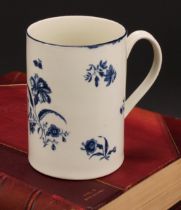 A Worcester The Gilliflower pattern cylindrical mug, decorated in underglaze blue with cornflower