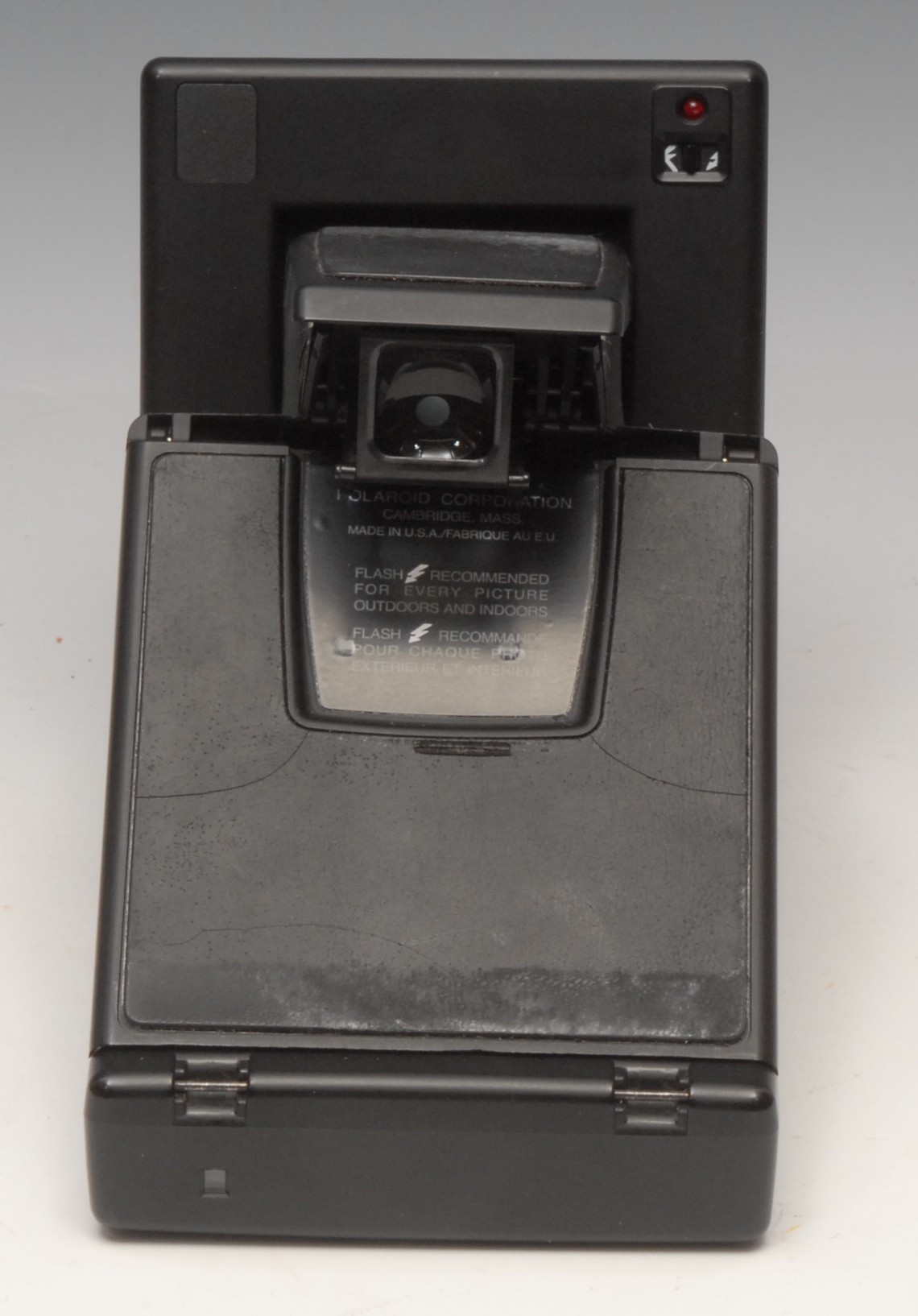 Photography - A Polaroid SLR 680 instant SLR camera, instruction manual, boxed - Image 4 of 6