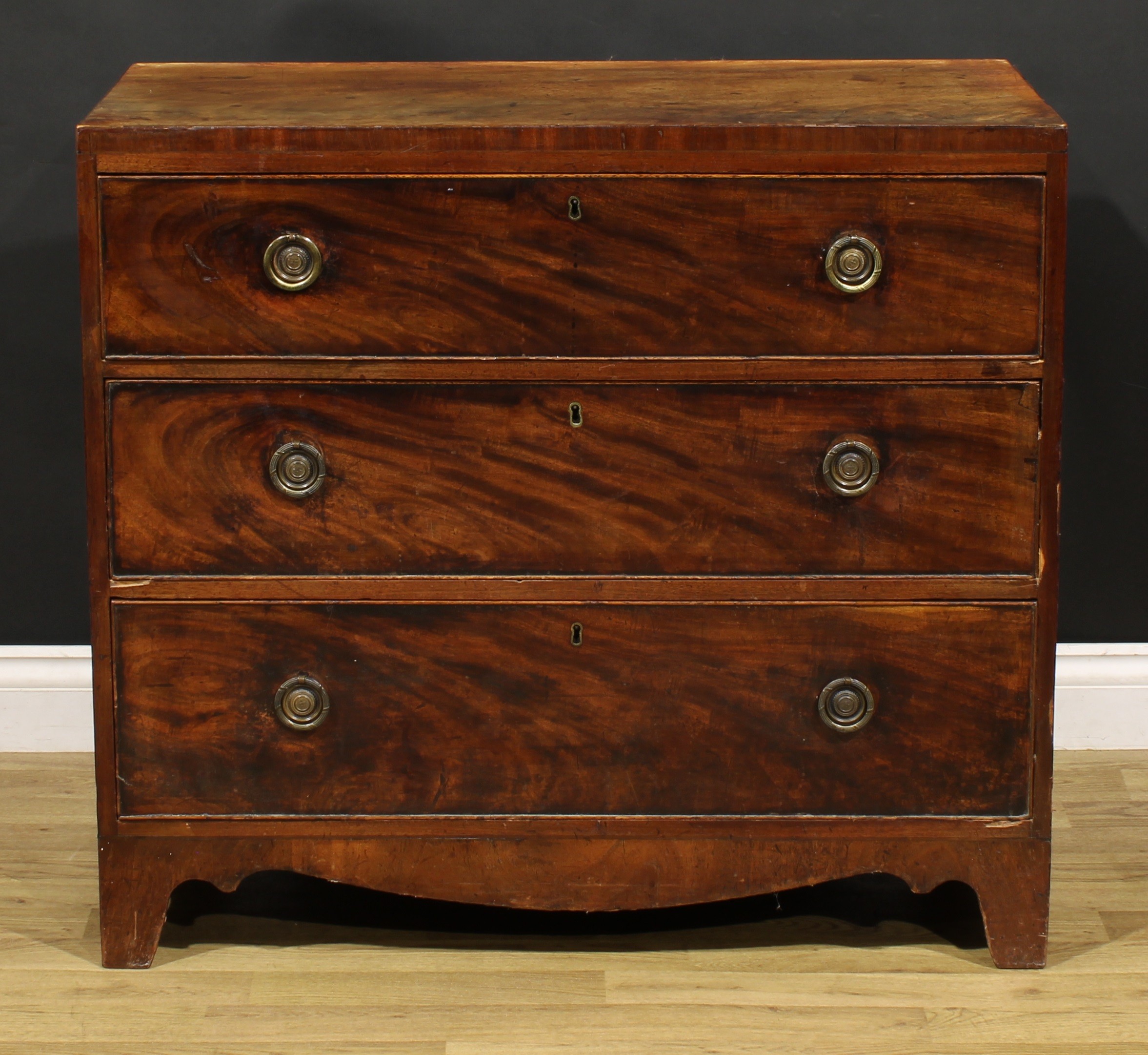 A George III mahogany caddy top chest, of three long cockbeaded drawers, shaped apron, bracket feet, - Image 2 of 6