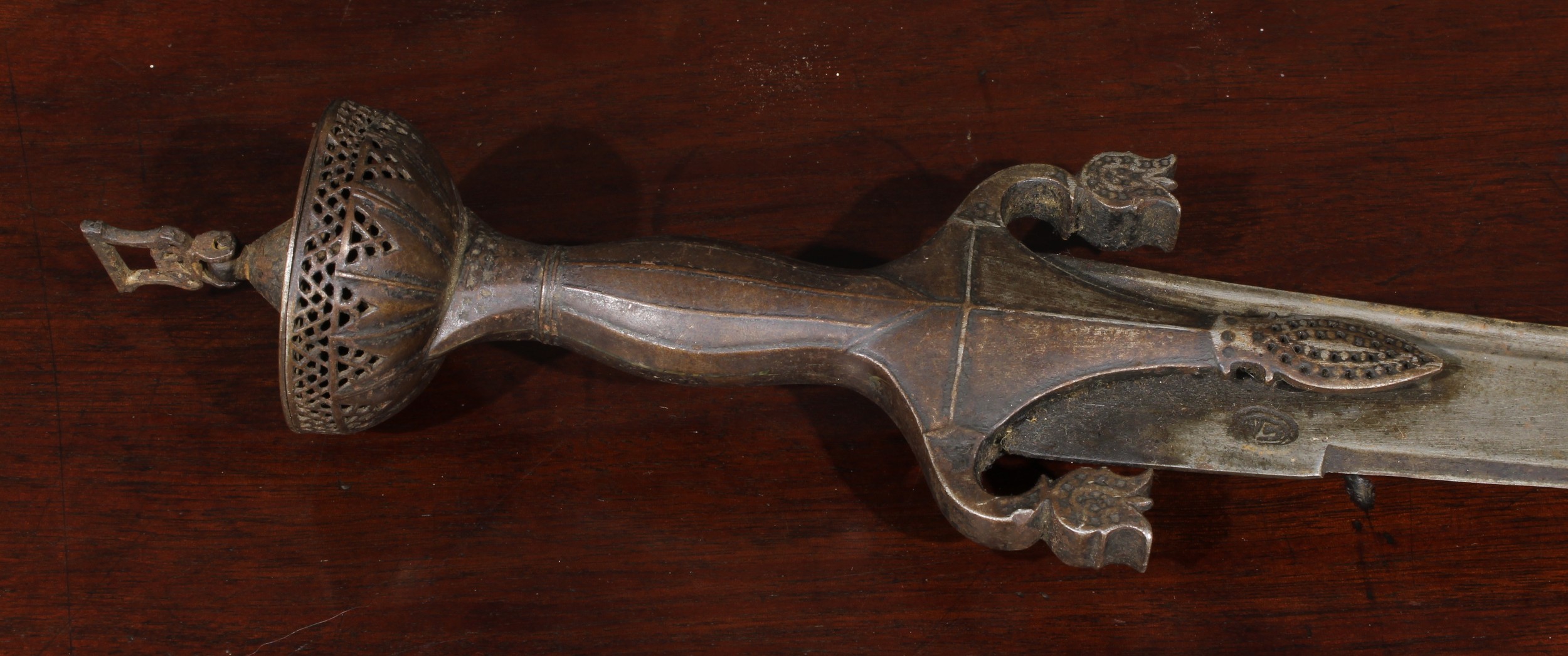 A 19th century Indian talwar, 80cm curved blade with armourer’s marks, steel hilt with lotus - Image 3 of 3