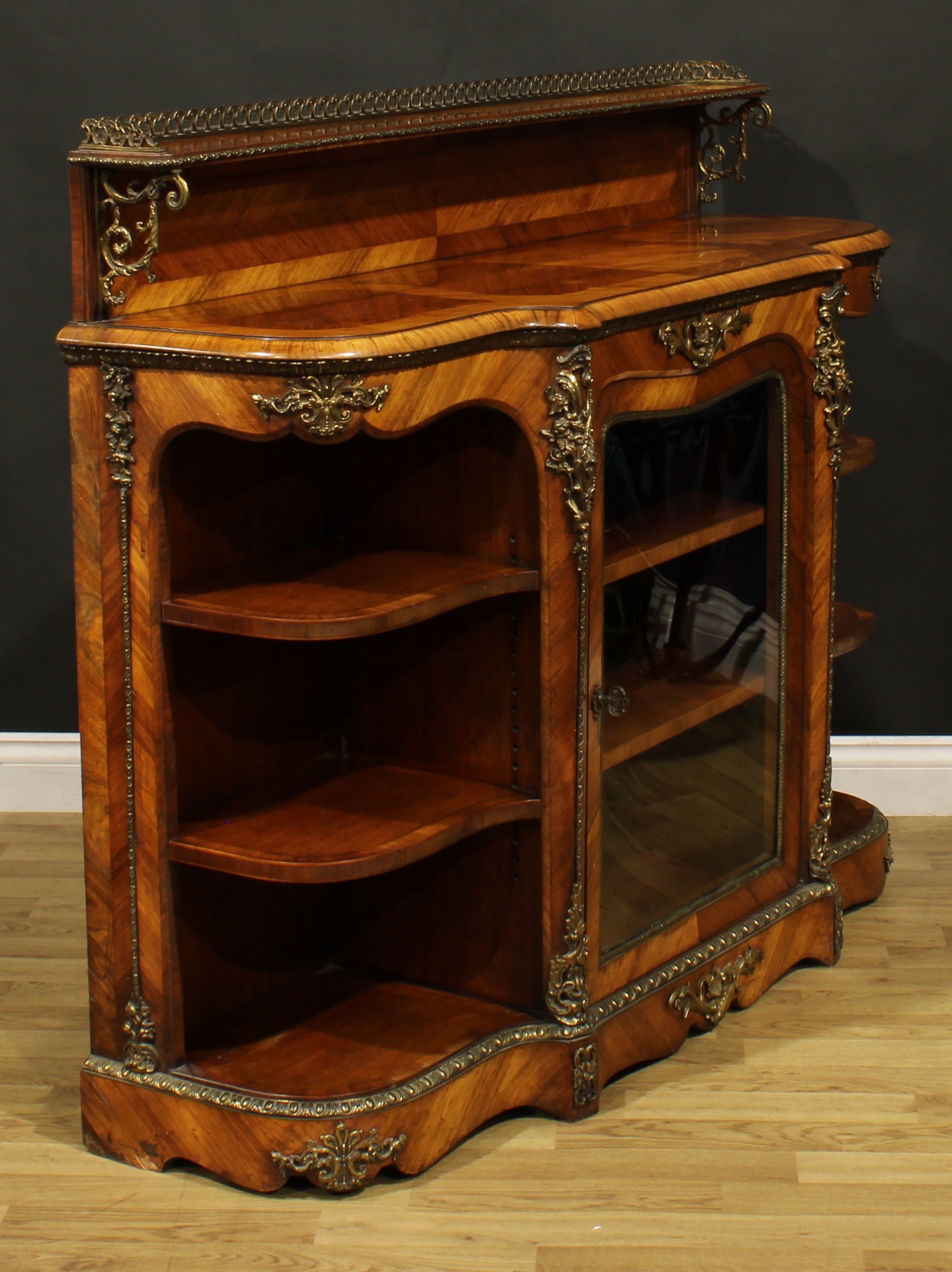 A Victorian gilt metal mounted walnut credenza or side cabinet, slightly oversailing top with - Bild 3 aus 3