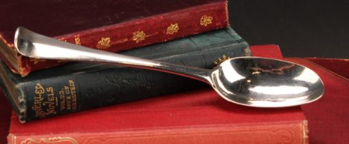 An early George III Irish silver Hanoverian pattern table spoon, 20.5cm long, Christopher Skinner,