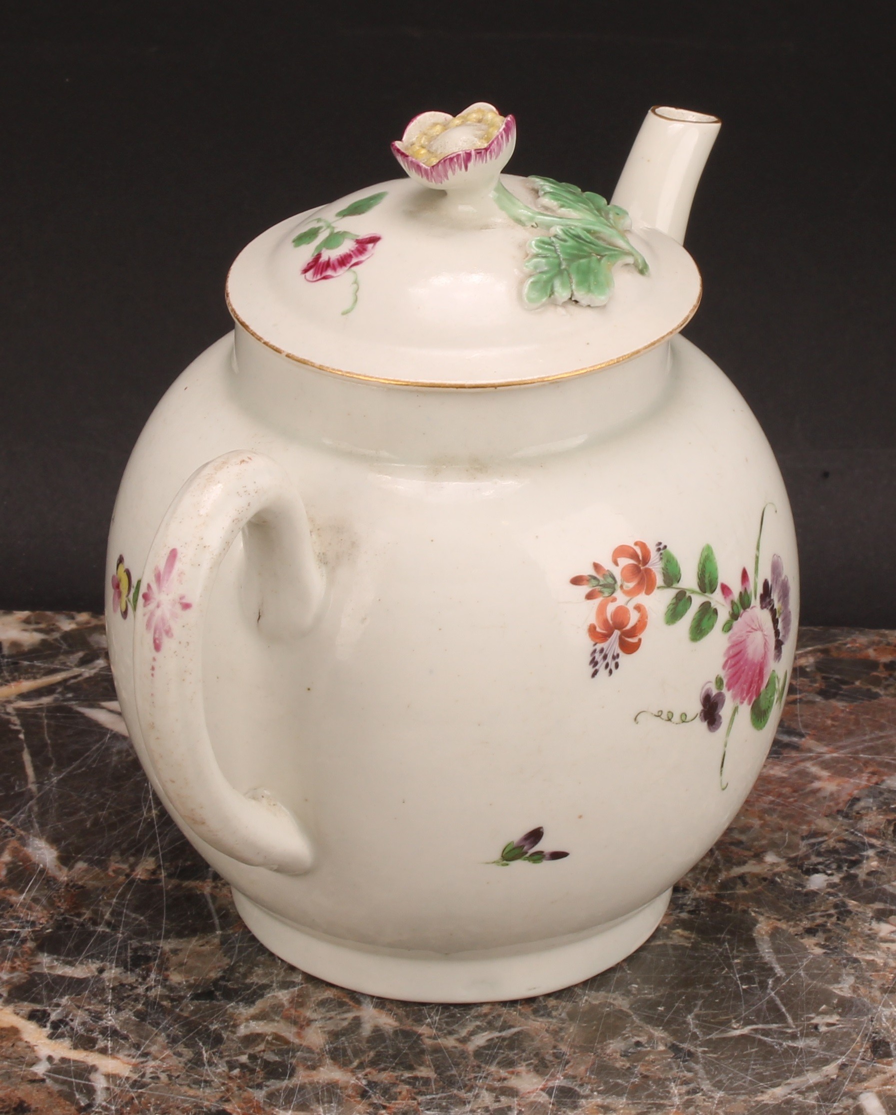 A Worcester globular teapot and cover, painted with floral bouquets in polychrome, flower finial, - Image 5 of 5