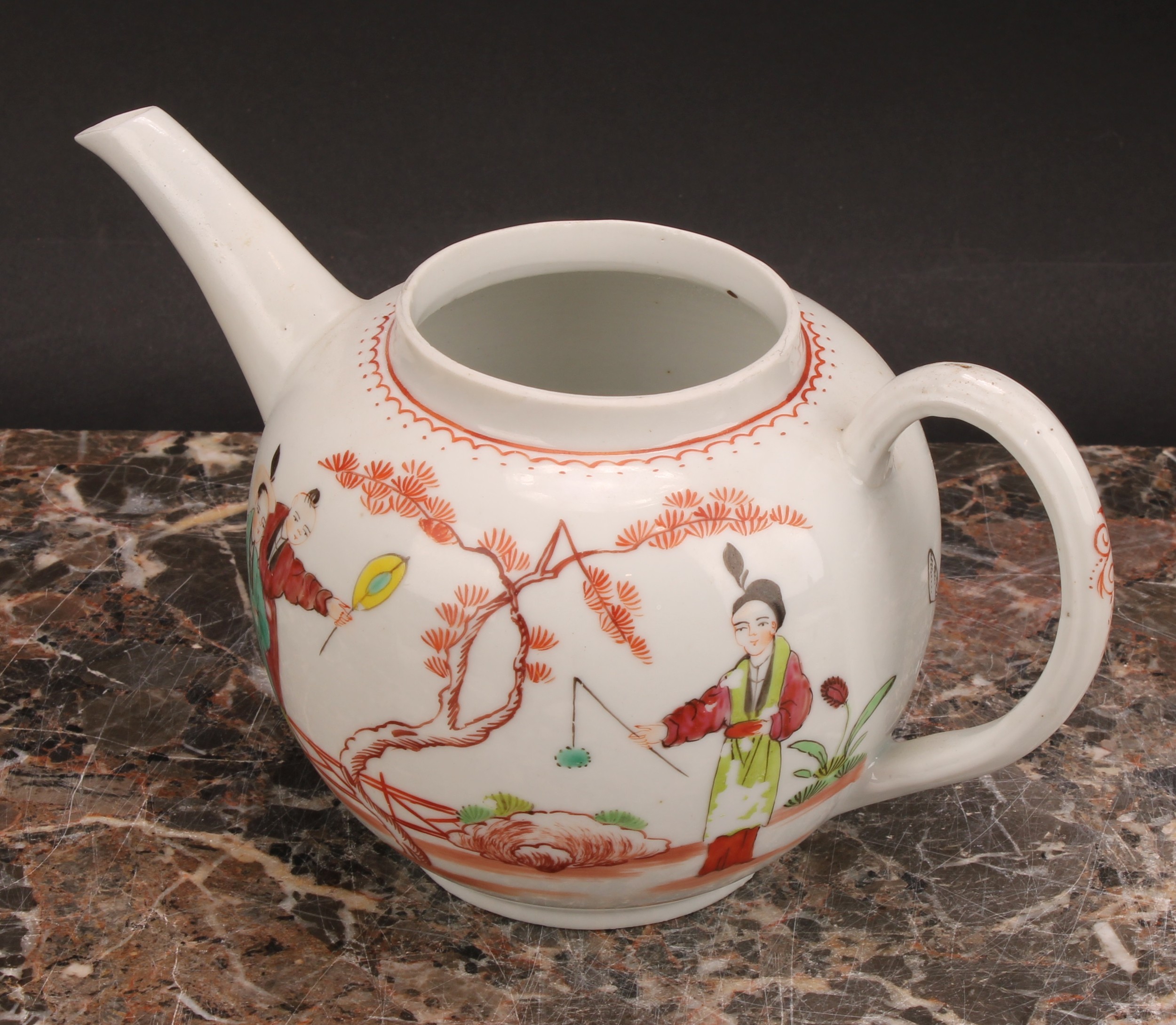 A Bristol globular teapot, decorated in polychrome with Oriental figures, crowsfoot border, 10cm - Image 6 of 7
