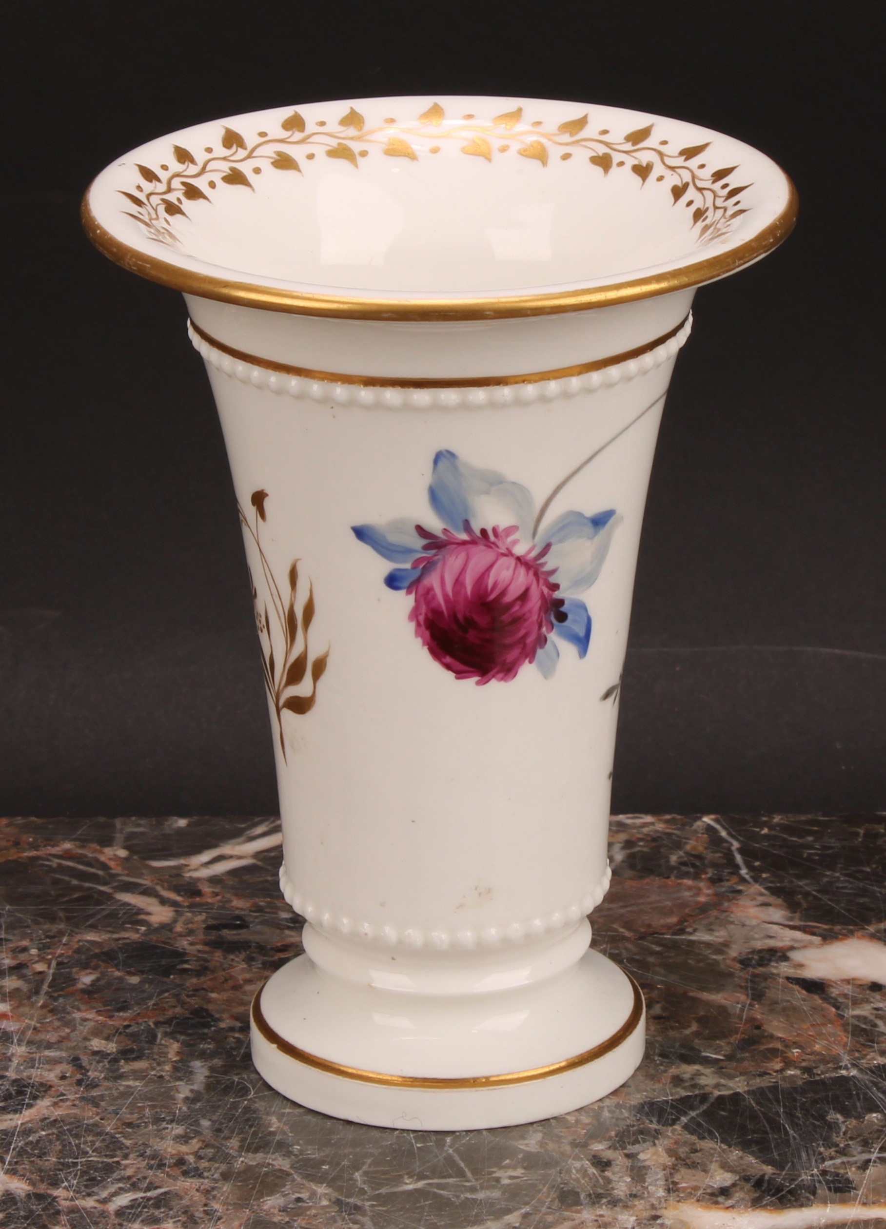 An English porcelain flared cylindrical spill vase, probably Rockingham, painted with pink peonies - Image 6 of 6