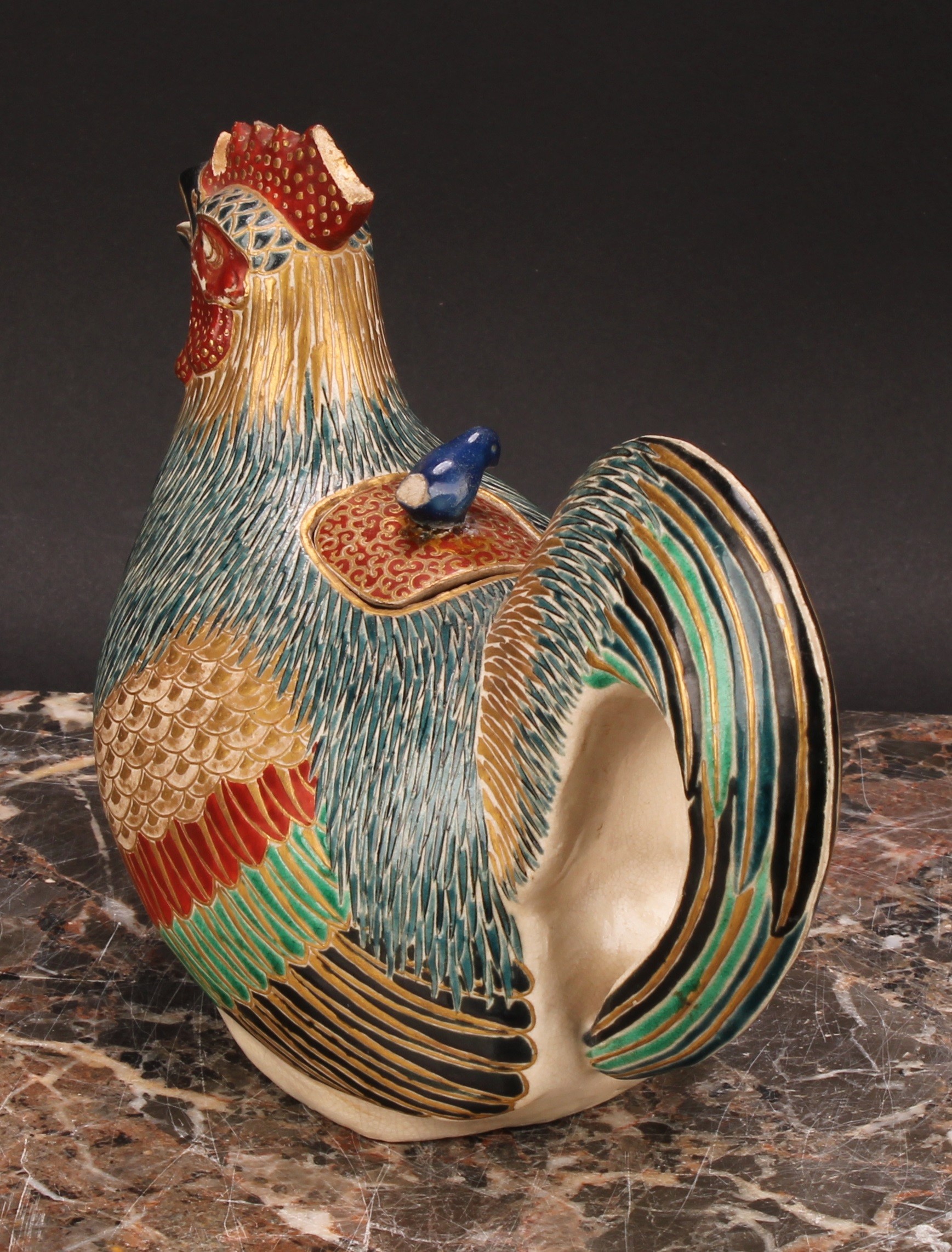 A Japanese satsuma teapot, as a cockerel, painted in polychrome and picked out in gilt, 18cm long, - Image 6 of 7