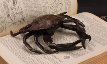A bronze novelty inkwell, cast as a crab, 18cm wide