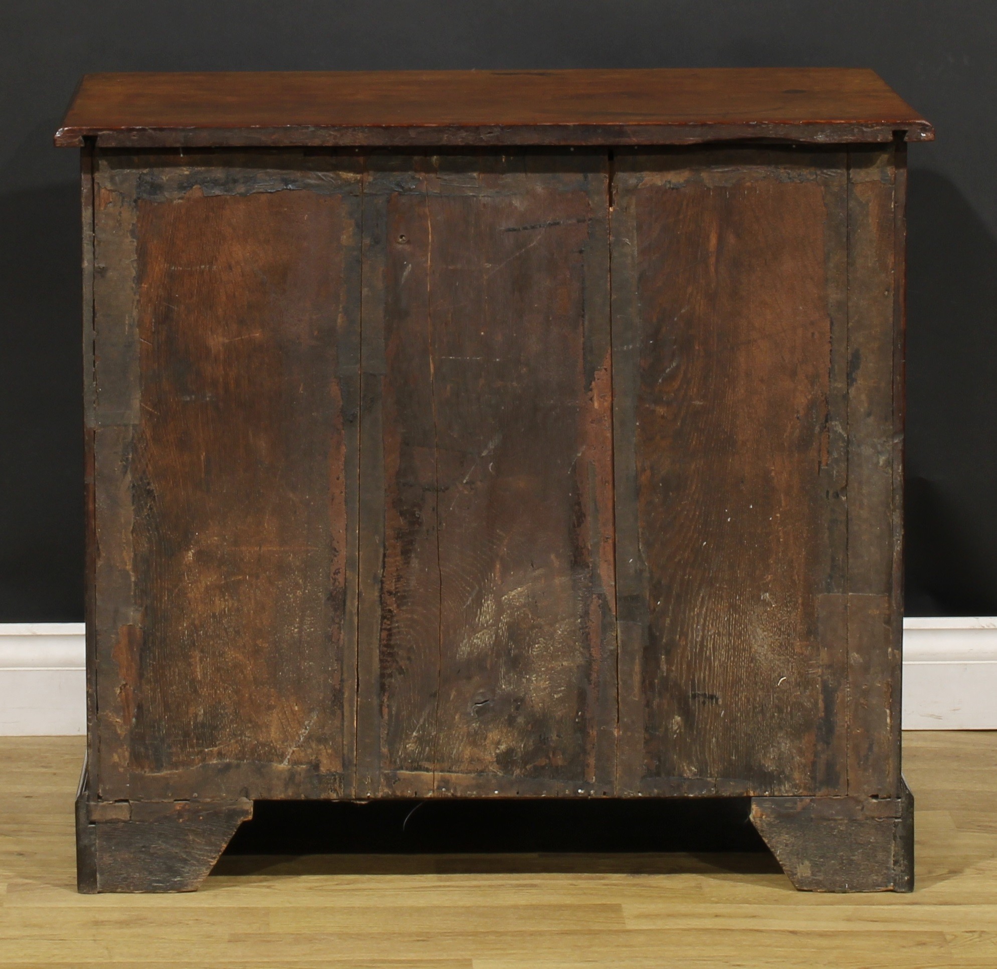 A George III mahogany kneehole desk, slightly oversailing top above an arrangement of eight drawers, - Image 6 of 6