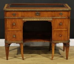 A 19th century French or franglais walnut connoisseur’s kneehole desk vitrine or bijouterie table,