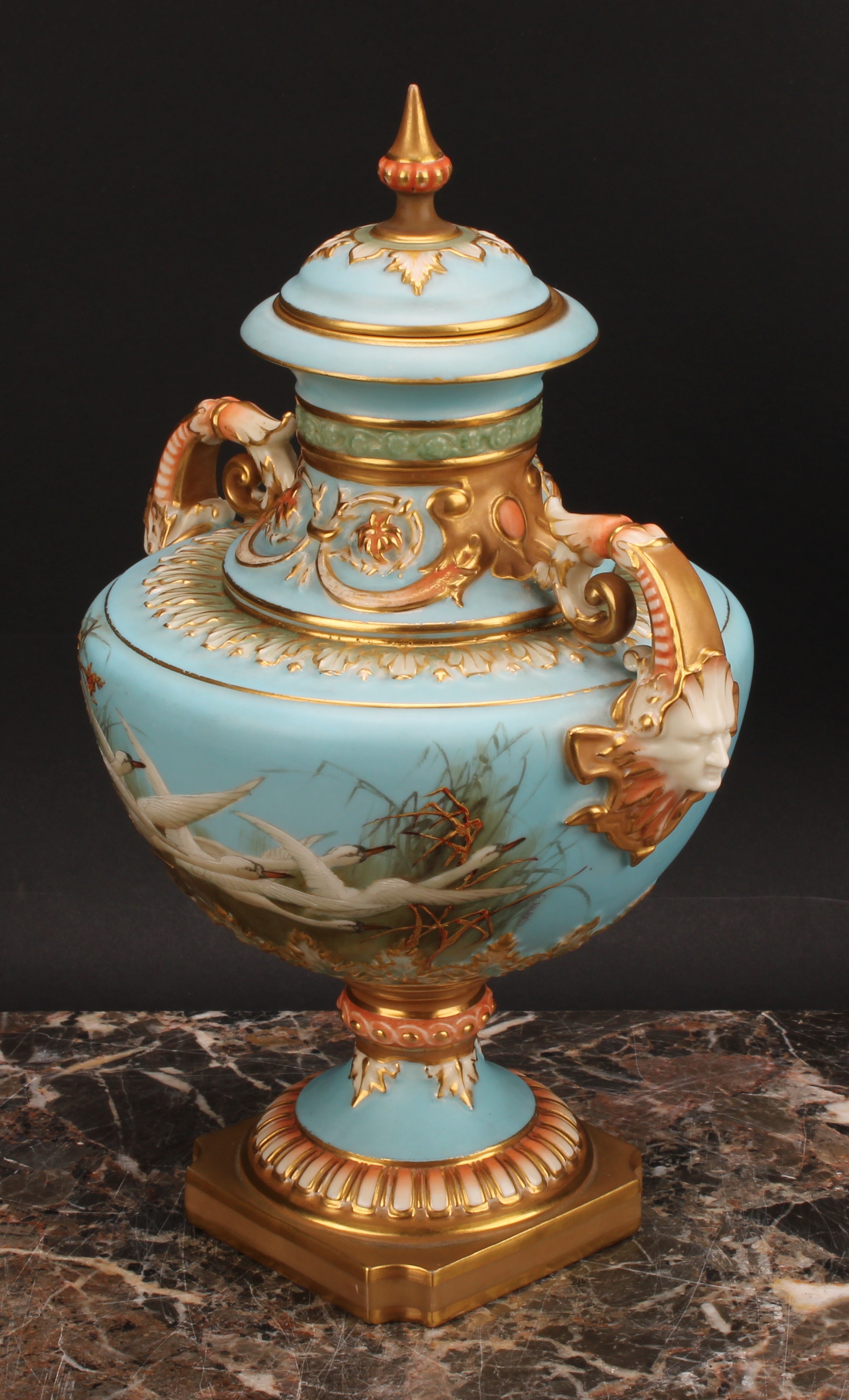 A Royal Worcester pedestal vase and cover, painted by Charles Baldwin, signed, with swans, on a blue - Image 5 of 8