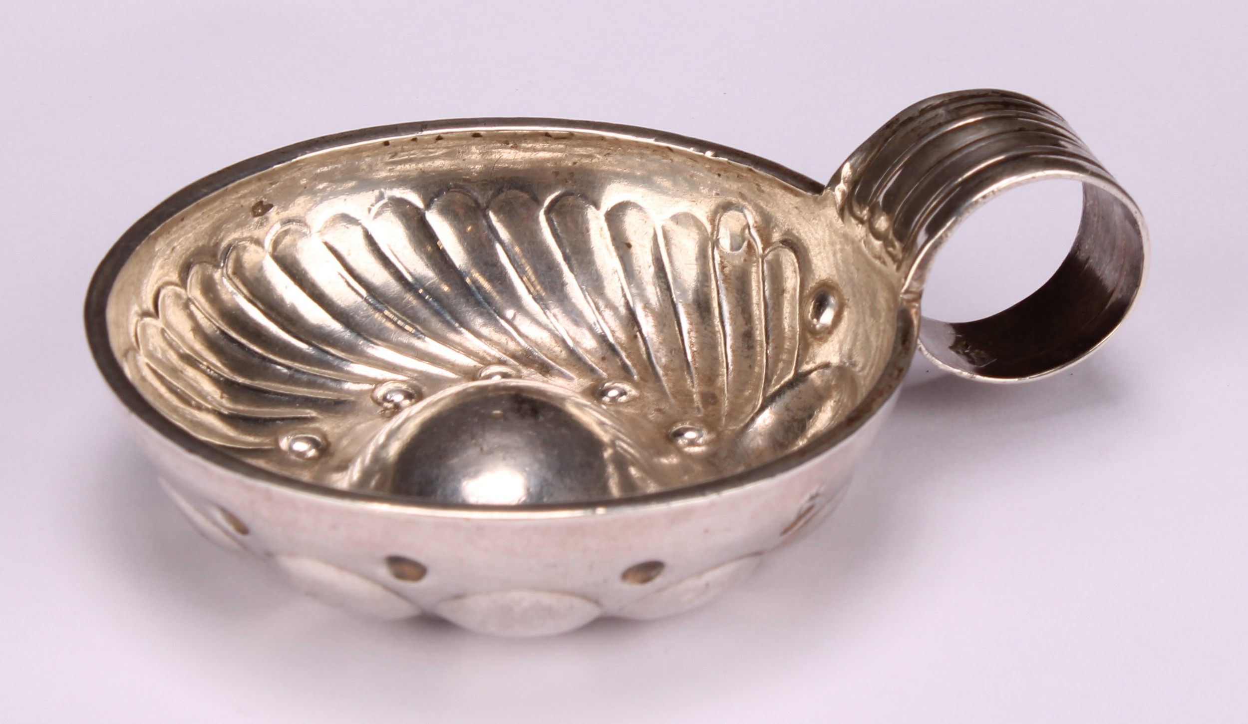 A French silver wine taster, fluted and chased, loop handle, inscribed Ernest Garcelon, 7cm diam, - Image 2 of 4