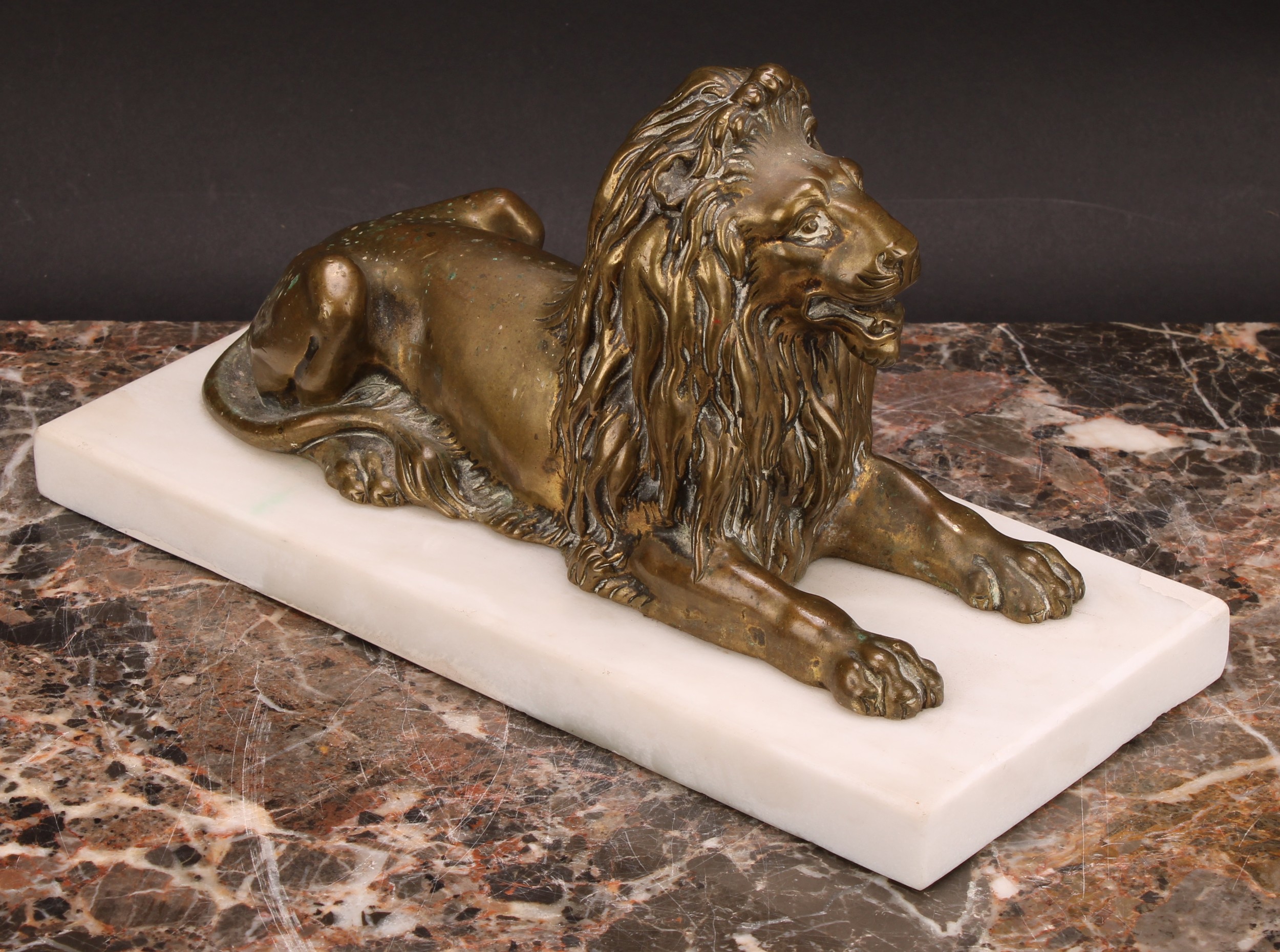 English School (19th century), a bronze, of a recumbent lion, rectangular marble base, 25.5cm wide - Image 3 of 4