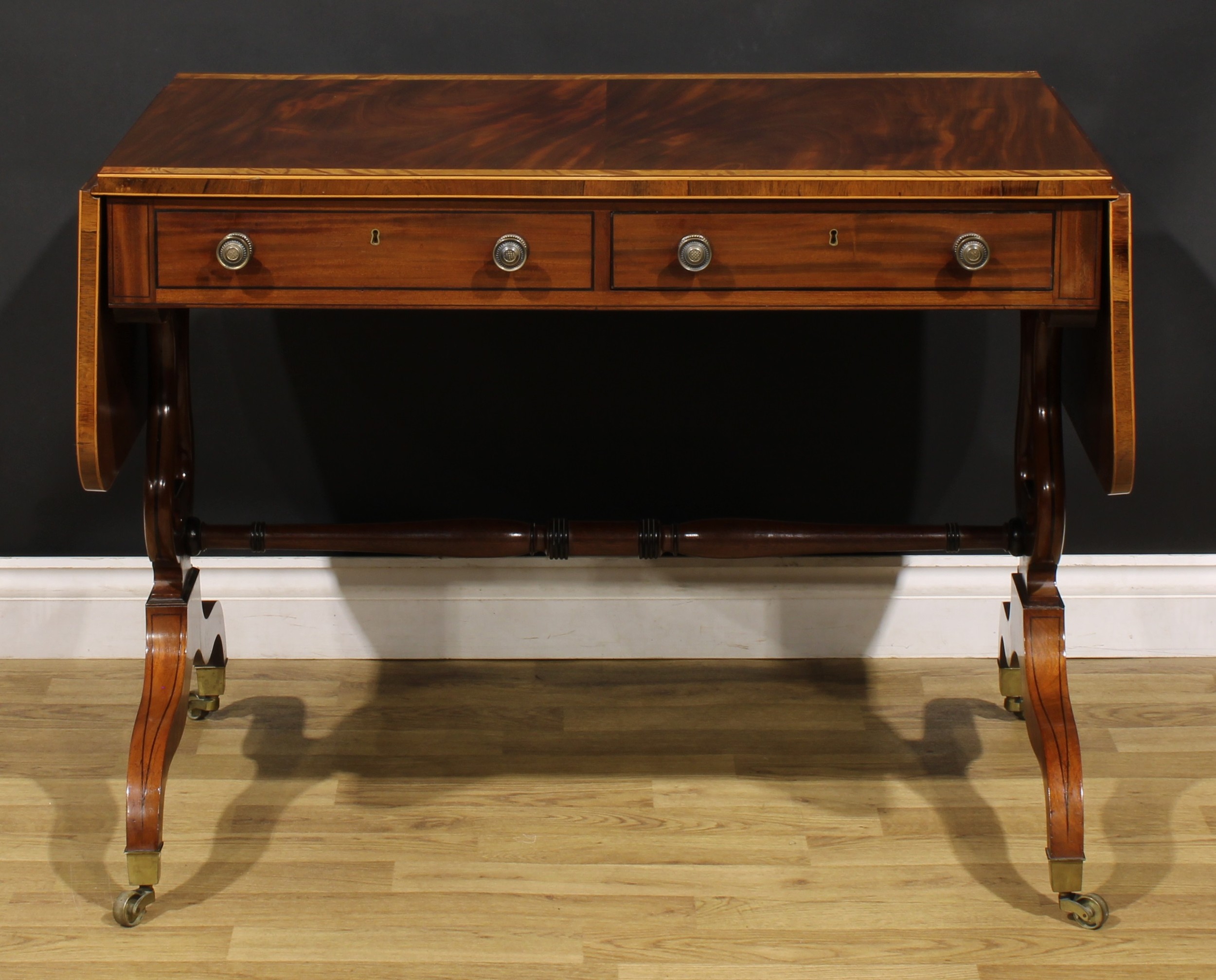 A Regency mahogany sofa table, rosewood crossbanded satinwood banded rounded rectangular top with - Image 2 of 6