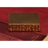 Brian Asquith - an Elizabeth II silver-gilt rectangular snuff box, hinged cover, textured sides, 7.