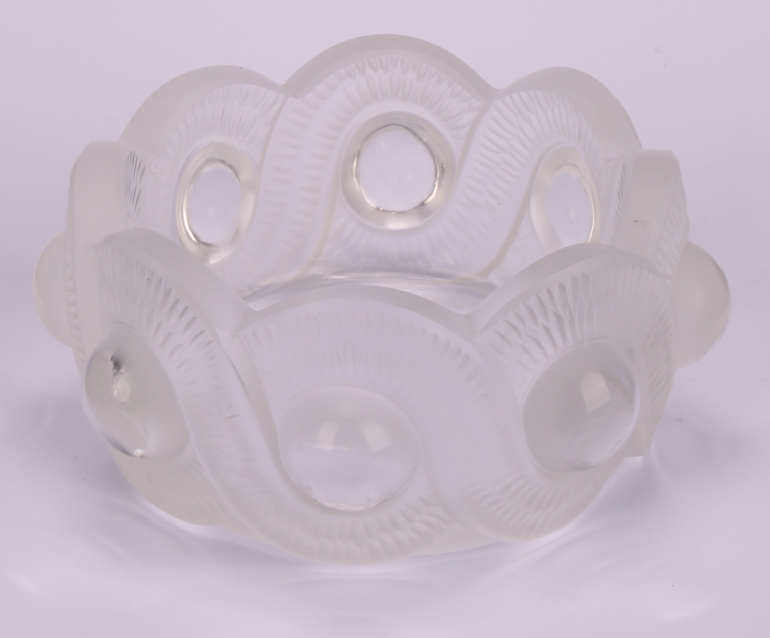 A Lalique 'Gao' circular glass dish, the exterior with frosted intersecting ribbons enclosing - Image 2 of 4