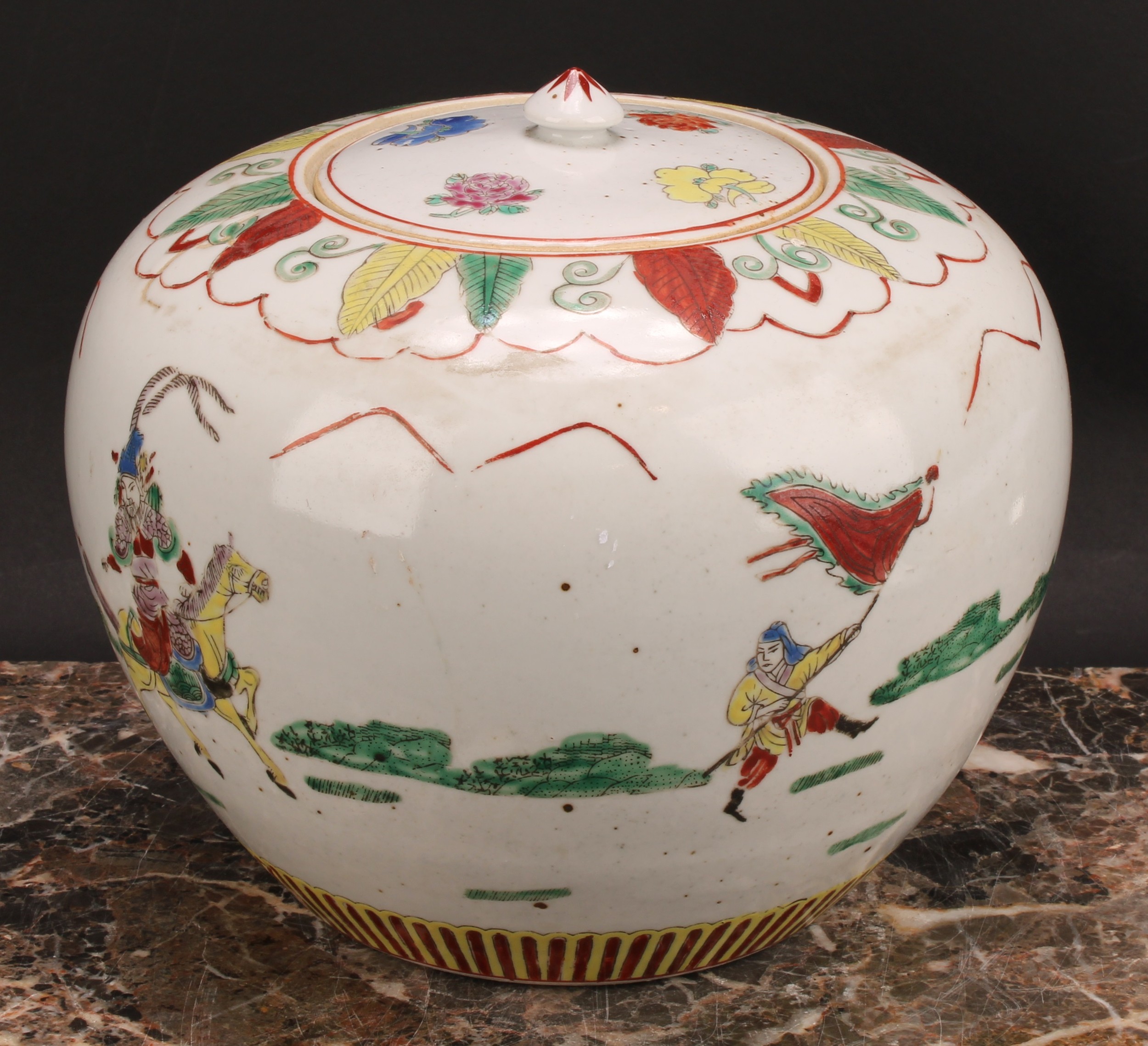A pair of Chinese ovoid ginger jars and covers, decorated in polychrome with figures in battle, four - Image 3 of 12