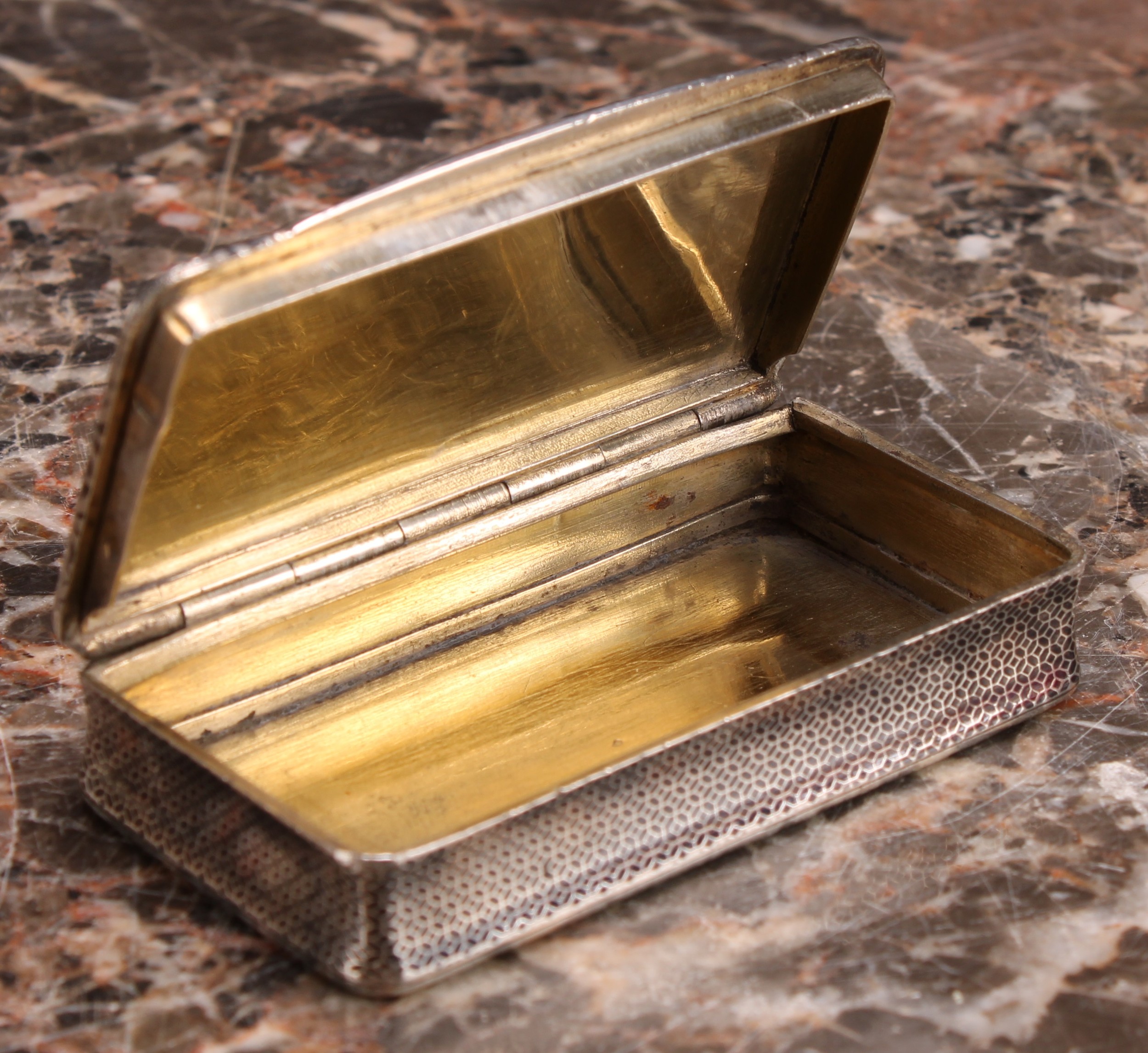 A French silver and niello waisted rectangular snuff box, hinged cover, gilt interior, 7.5cm wide, - Image 3 of 3