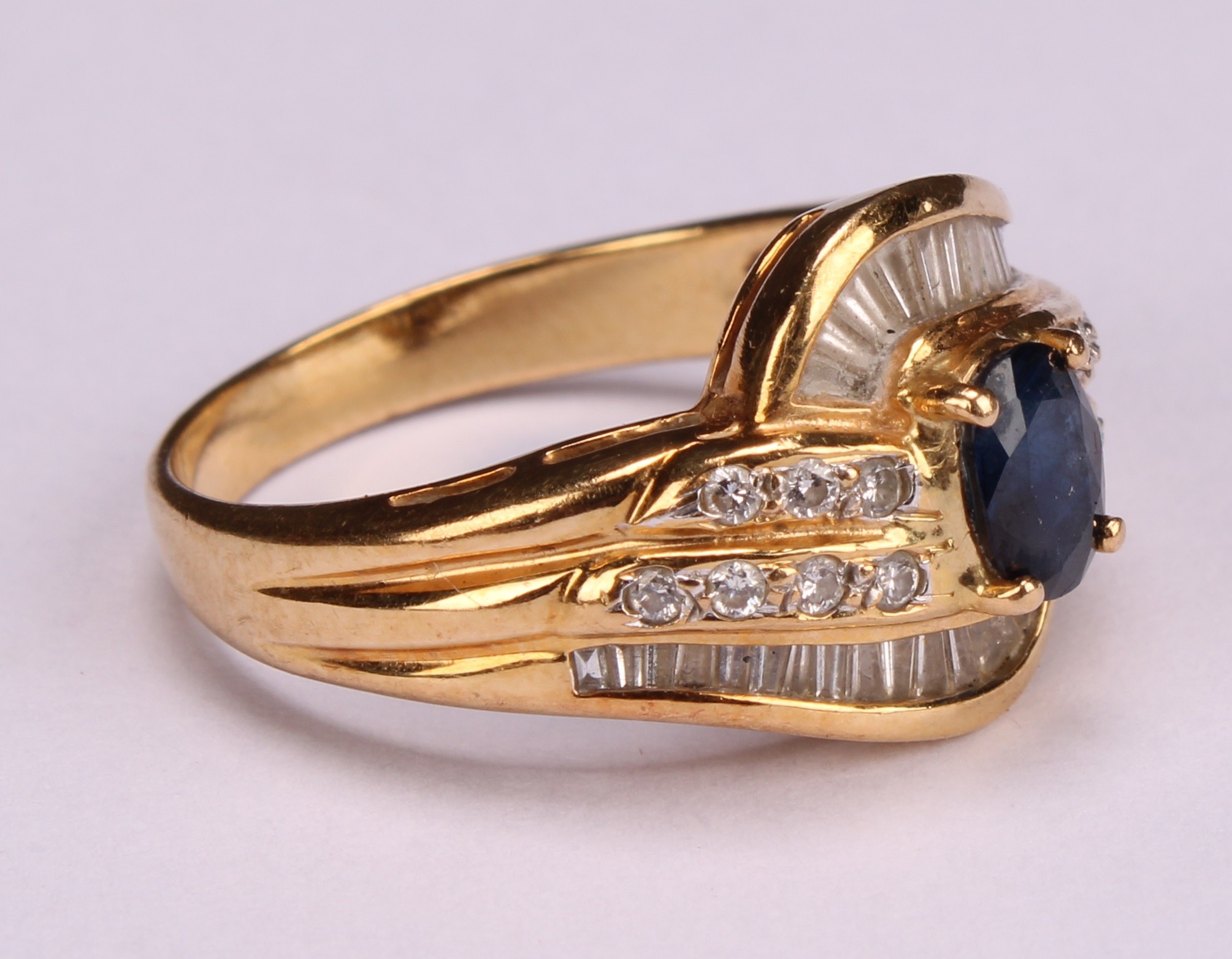 An 18ct gold diamond and blue stone ring, size M/N, marked 750, 5g; an 18ct gold ring, set with a - Image 3 of 8