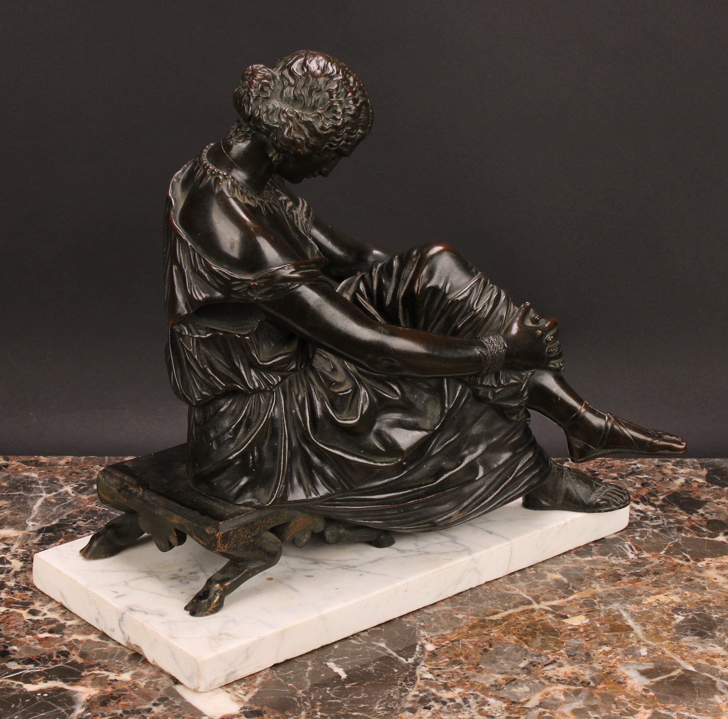 James Pradier (1790 - 1852), after, a dark patinated bronze, Sappho, signed in the maquette, Susse - Image 2 of 6