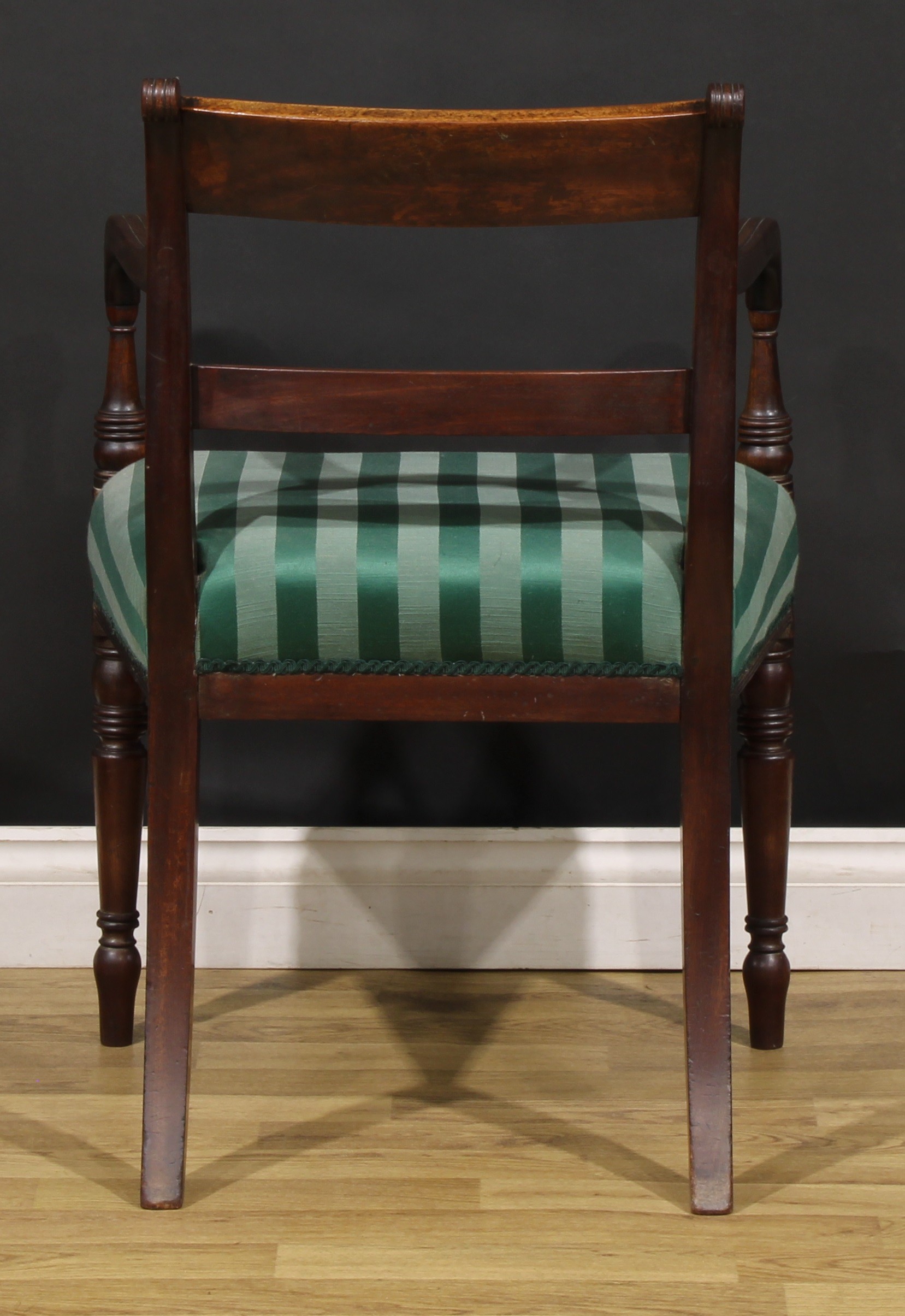 A set of eight Post-Regency mahogany bar-back dining chairs, comprising six side chairs and a pair - Image 5 of 9
