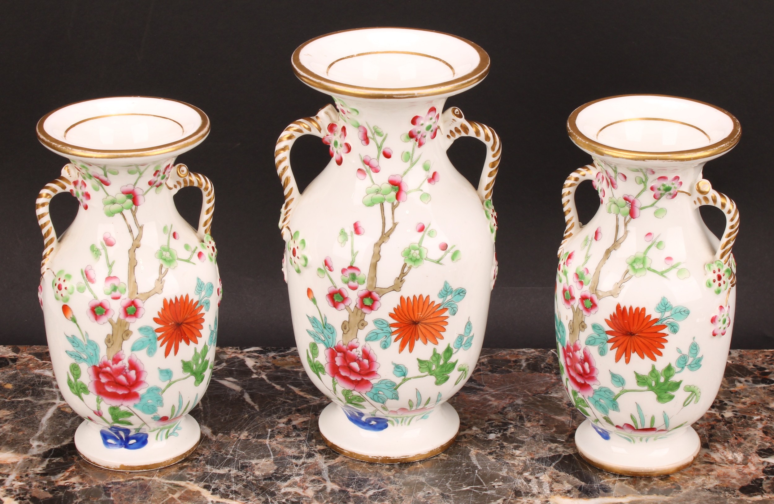 An English porcelain garniture, of two-handled ovoid vases, probably Spode, painted in the Chinese - Image 2 of 5