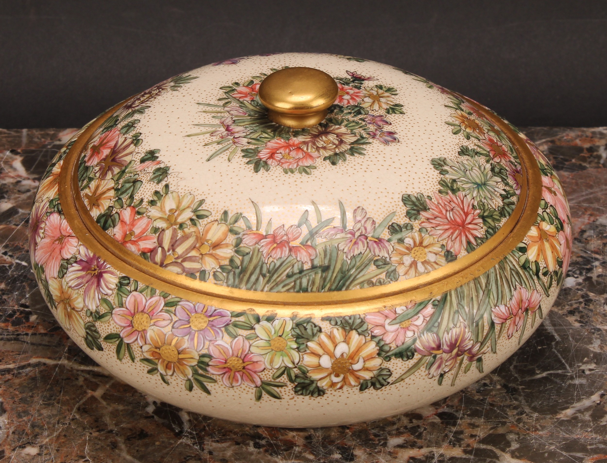 A Japanese satsuma bun shaped bowl and cover, painted in the typical palette with flowers, 15.5m - Image 3 of 5