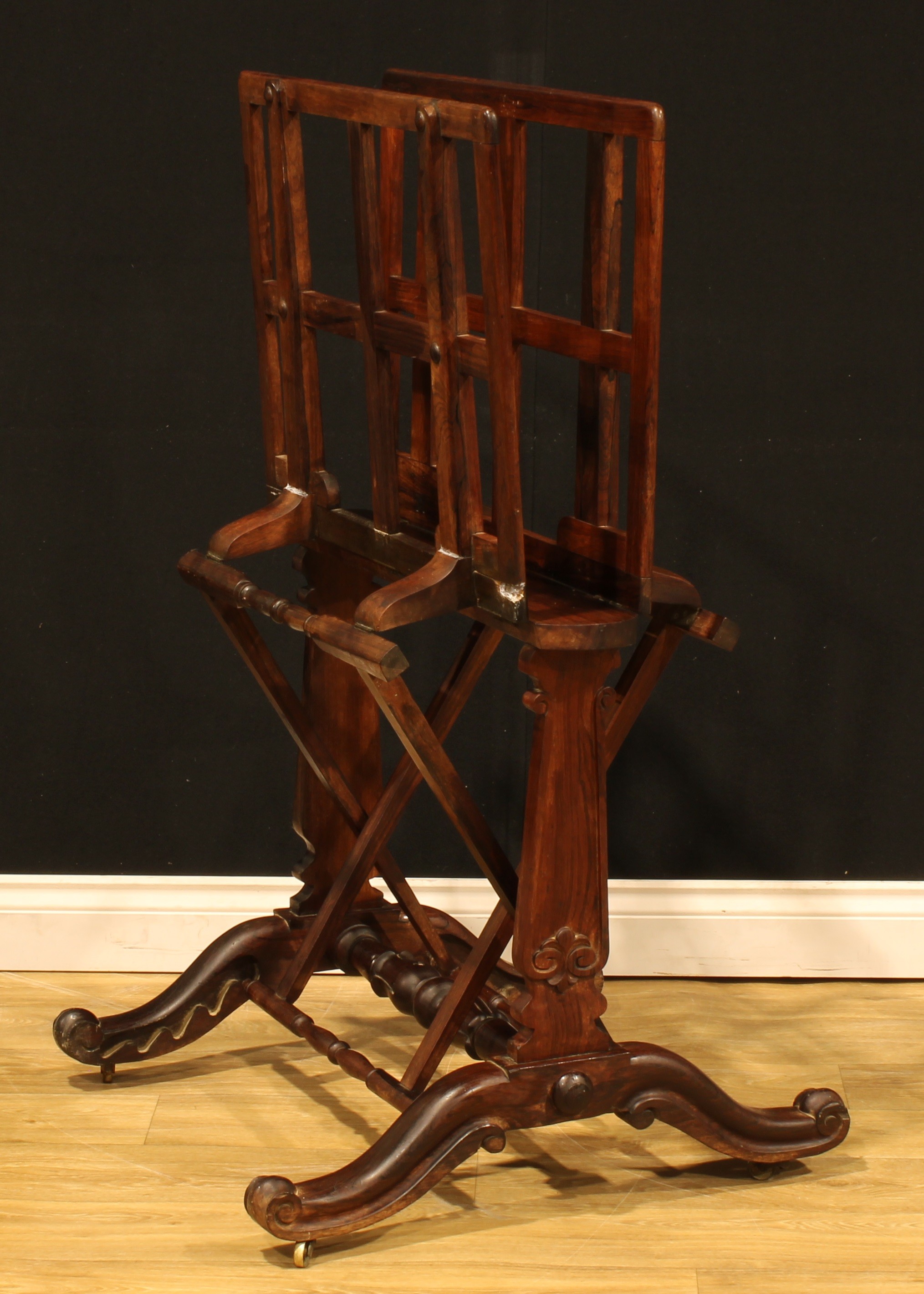 An early Victorian rosewood artist’s folio stand, each wing angle-adjustable on a ratchet, turned - Image 2 of 2