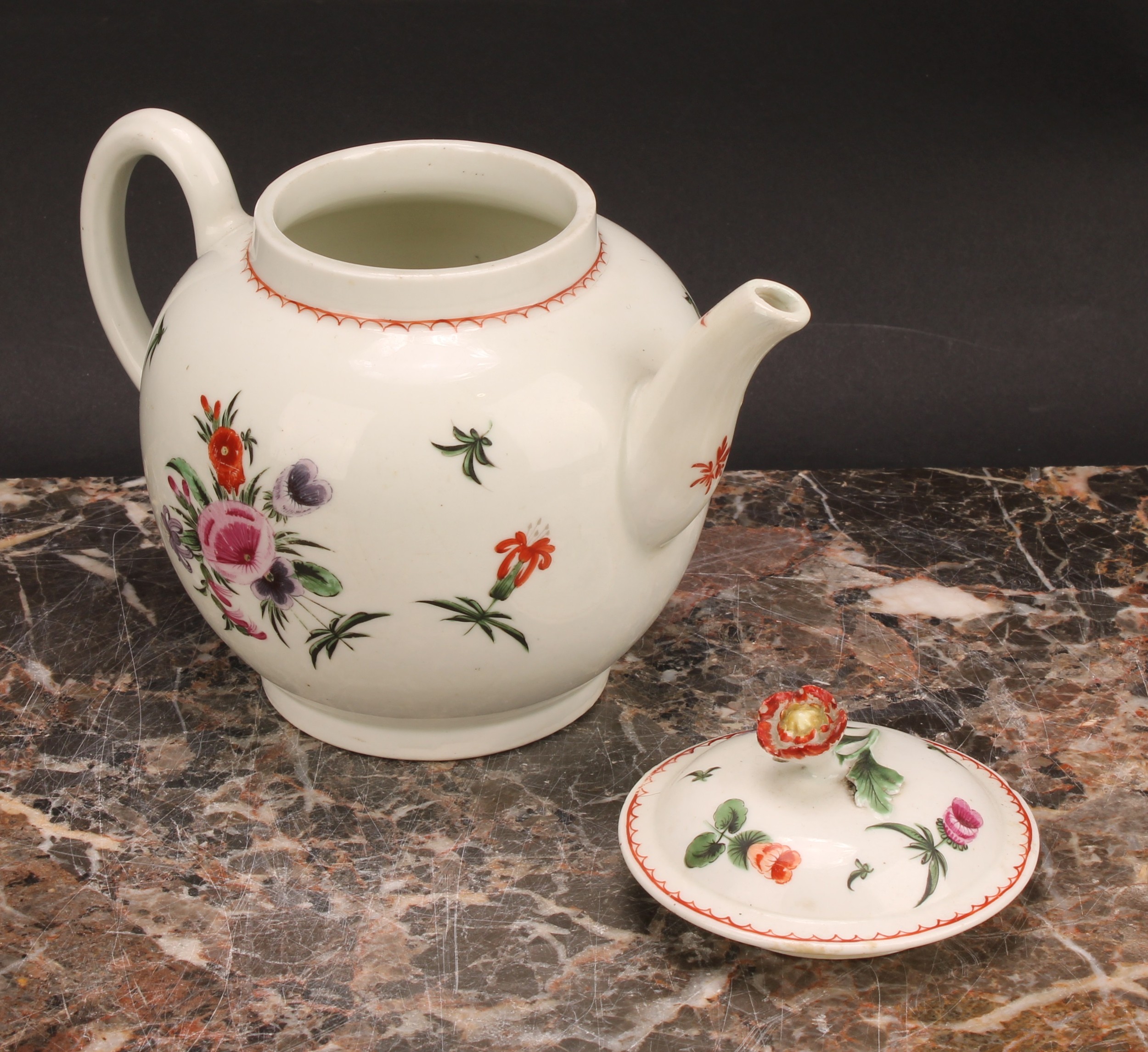 A Worcester globular teapot and cover, painted with floral bouquets and sprigs in polychrome, line - Image 5 of 5