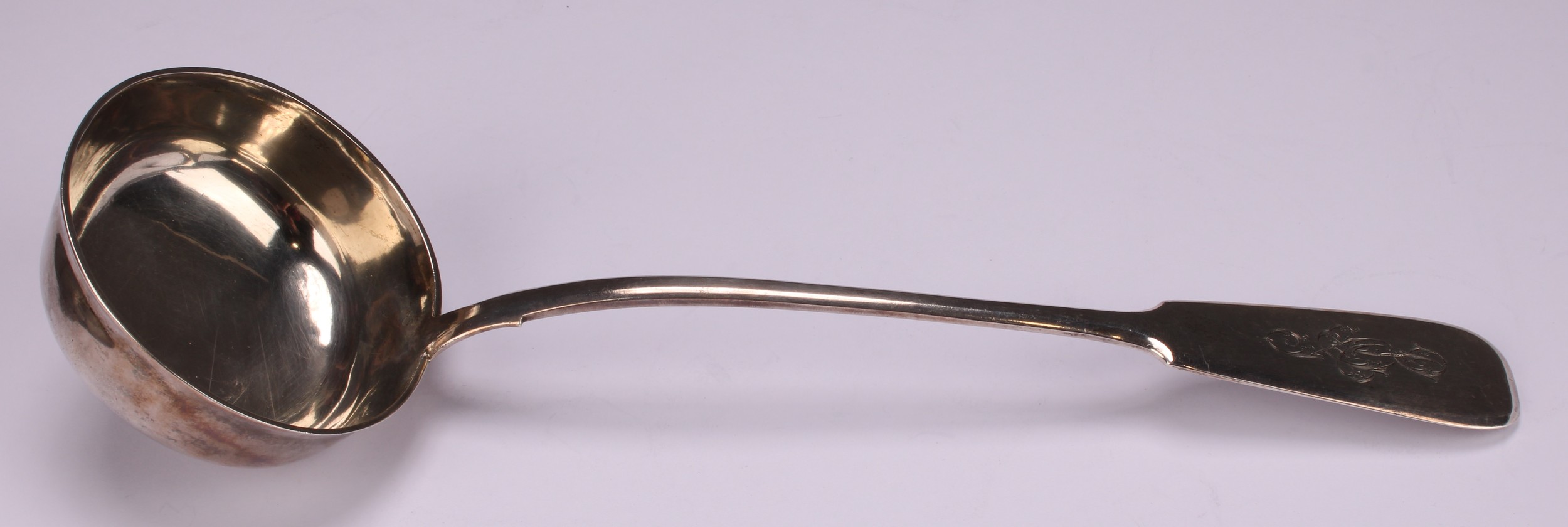 A Russian silver Fiddle pattern soup ladle,31cm long, kokoshnik mark, c.1896 - 1908, 208g - Image 3 of 5