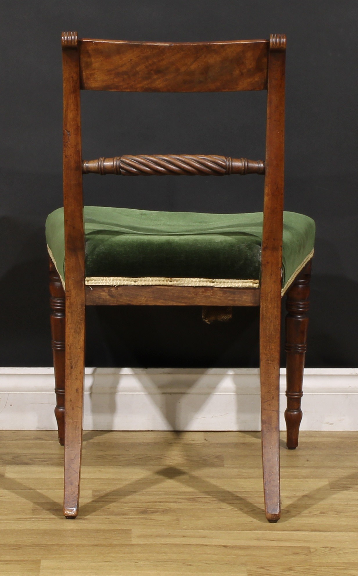 A set of seven Regency mahogany rope-twist bar-back dining chairs, curved cresting rail inlaid - Image 5 of 5