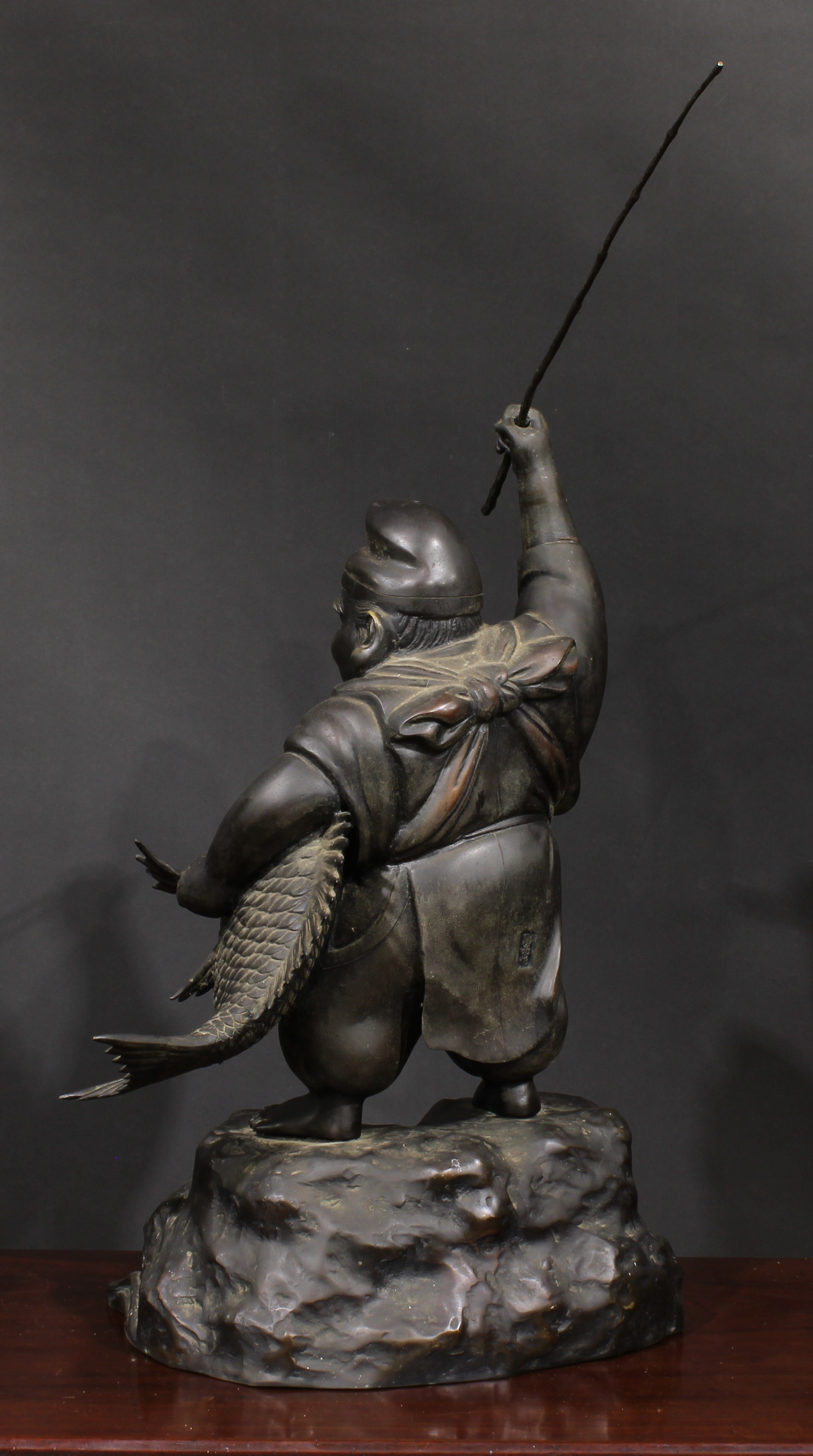 A large Japanese bronze figure, Ebisu, the Japanese god of fishermen and luck, 61cm high excluding - Image 3 of 4