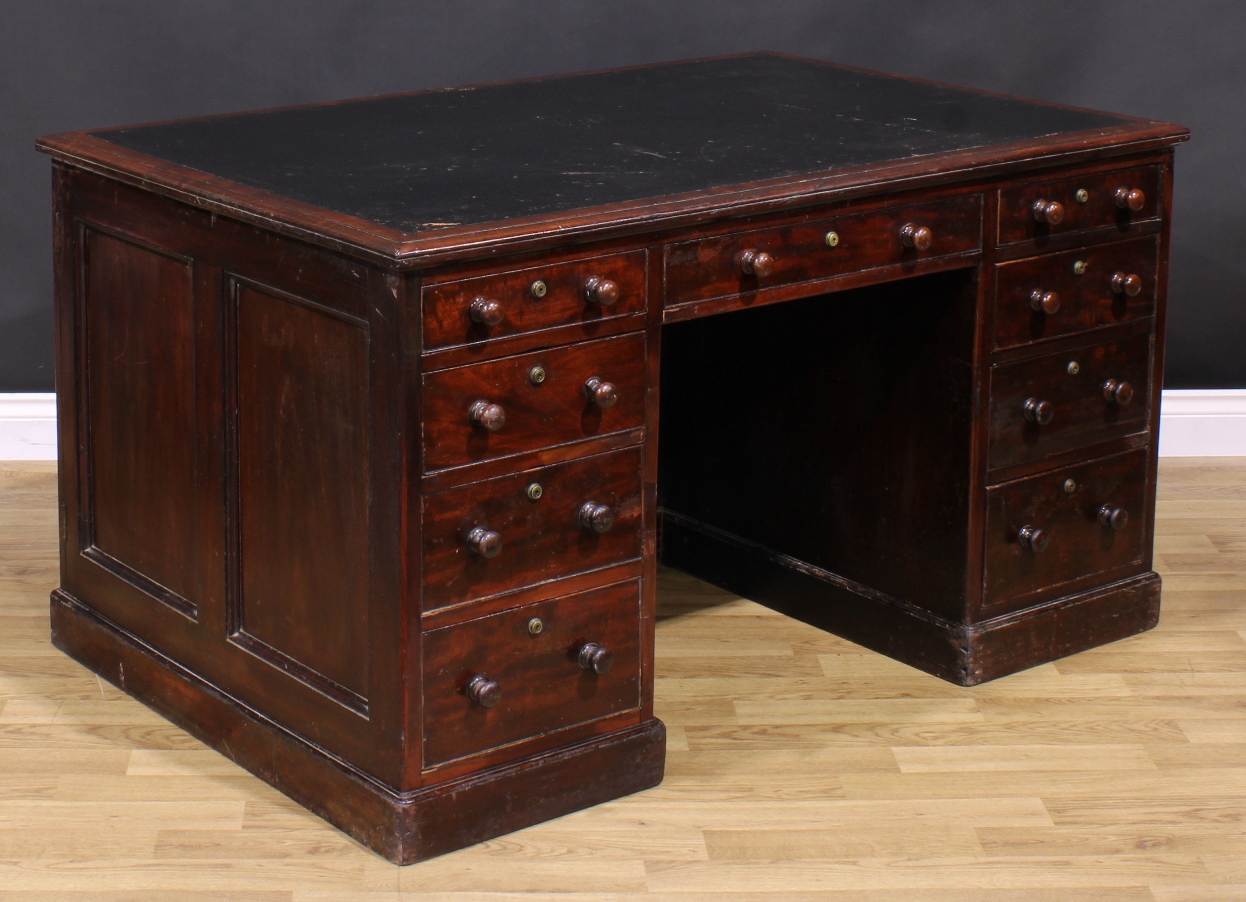 A William IV mahogany government building office desk, rectangular top with inset tooled leather - Image 2 of 5