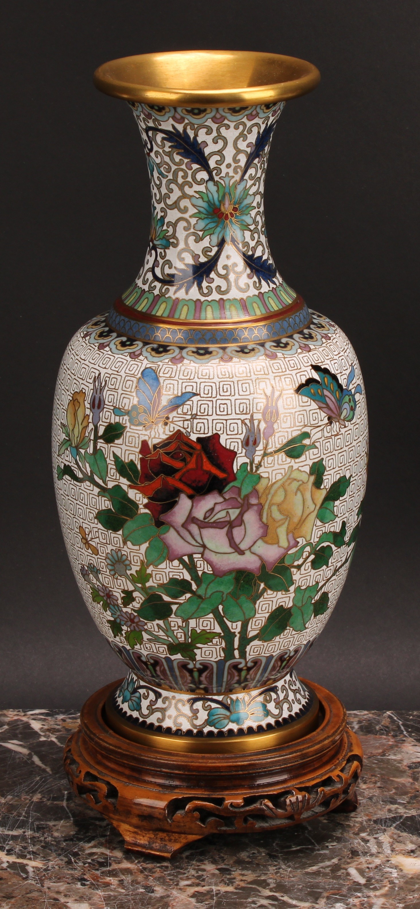 A pair of Japanese cloisonné enamel baluster vases, decorated with flowers and butterflies, hardwood - Image 5 of 7