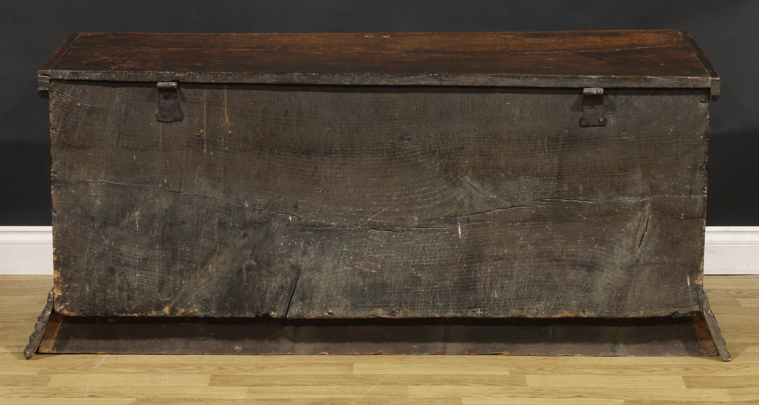 A late 17th century Flemish oak blanket chest, hinged top enclosing a till and ledge, the four-panel - Image 5 of 5
