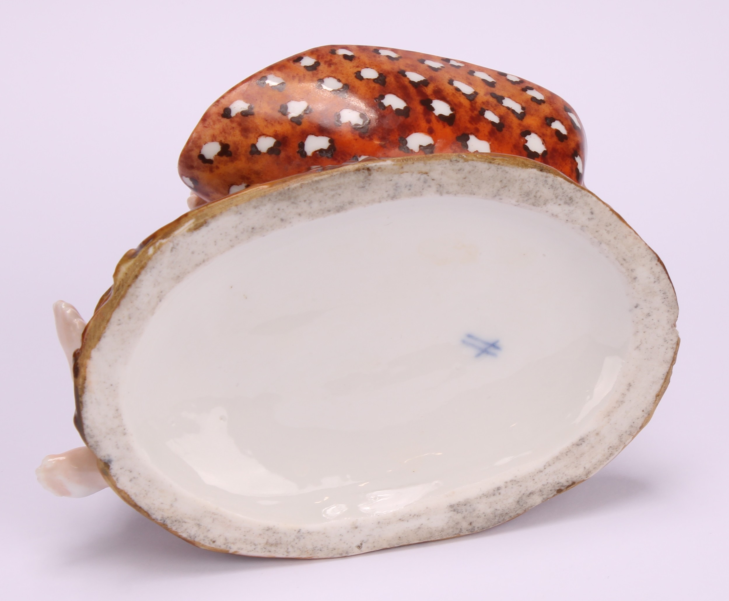 A pair of 19th century Sitzendorf figural table salts, of children holding seashells, decorated in - Image 6 of 10