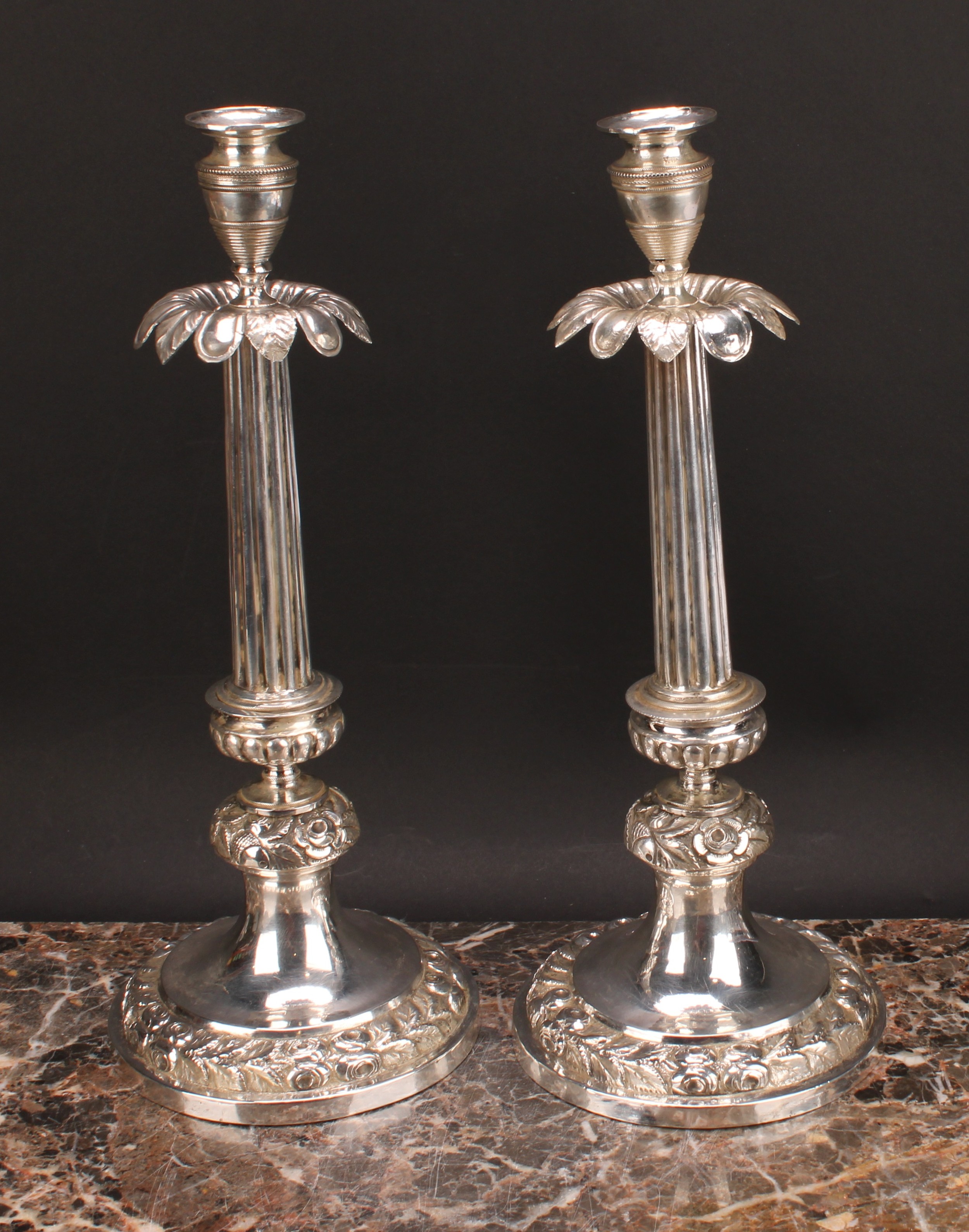 A pair of Italian silver table candlesticks, campana sconces, stiff leaf drip pans, fluted pillars - Image 2 of 6