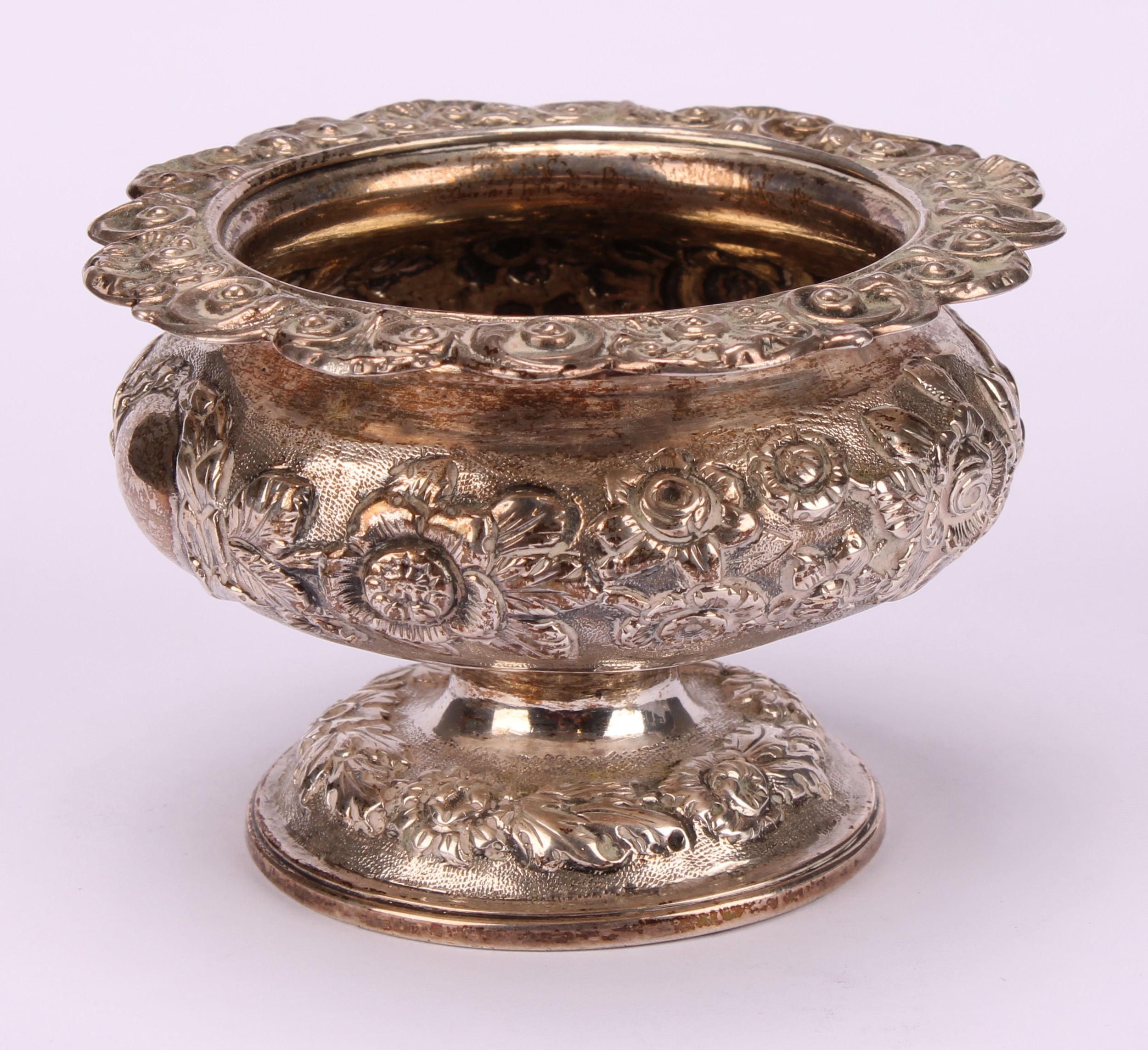 A pair of George IV silver ovoid pedestal salts, chased with floral band with vacant laurel wreath - Image 7 of 8