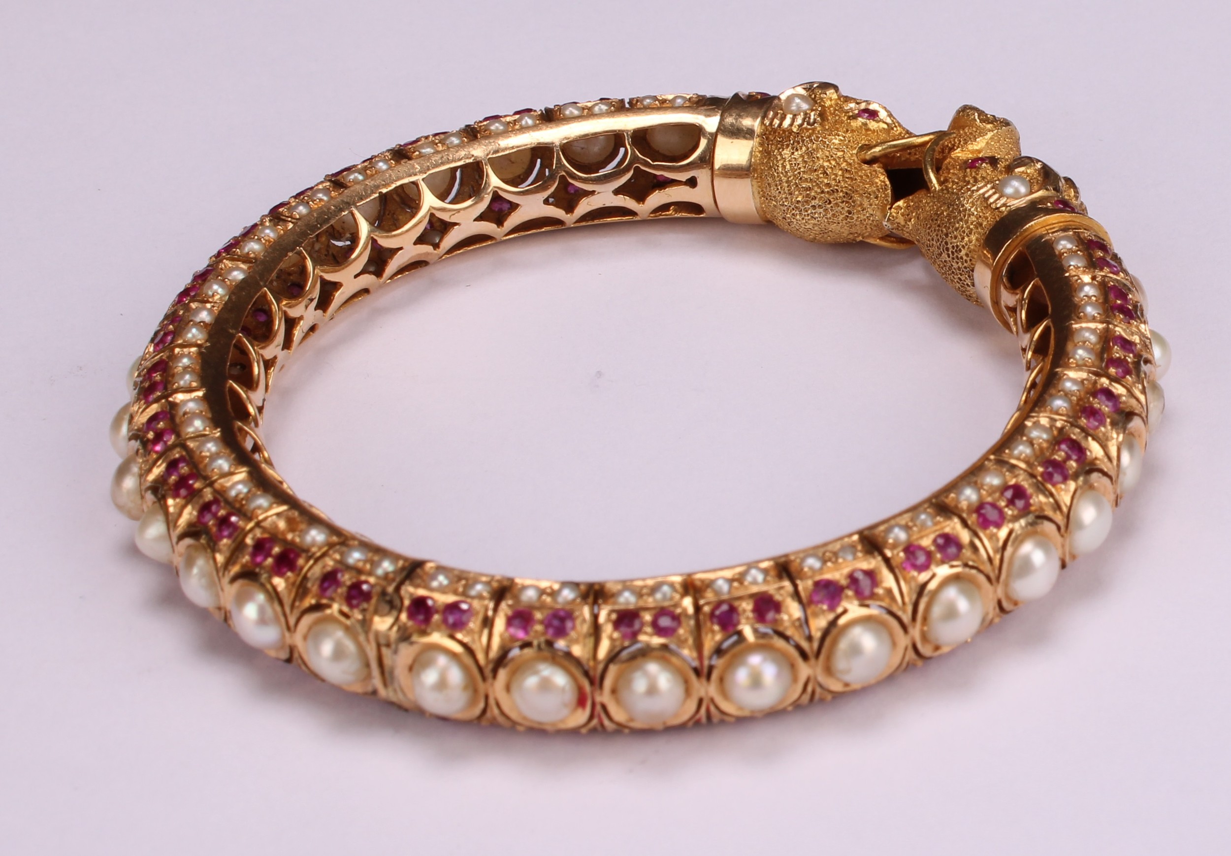 A pair of high carat gold coloured metal Indian wedding bangles, the whole inlaid with pearls - Image 4 of 11