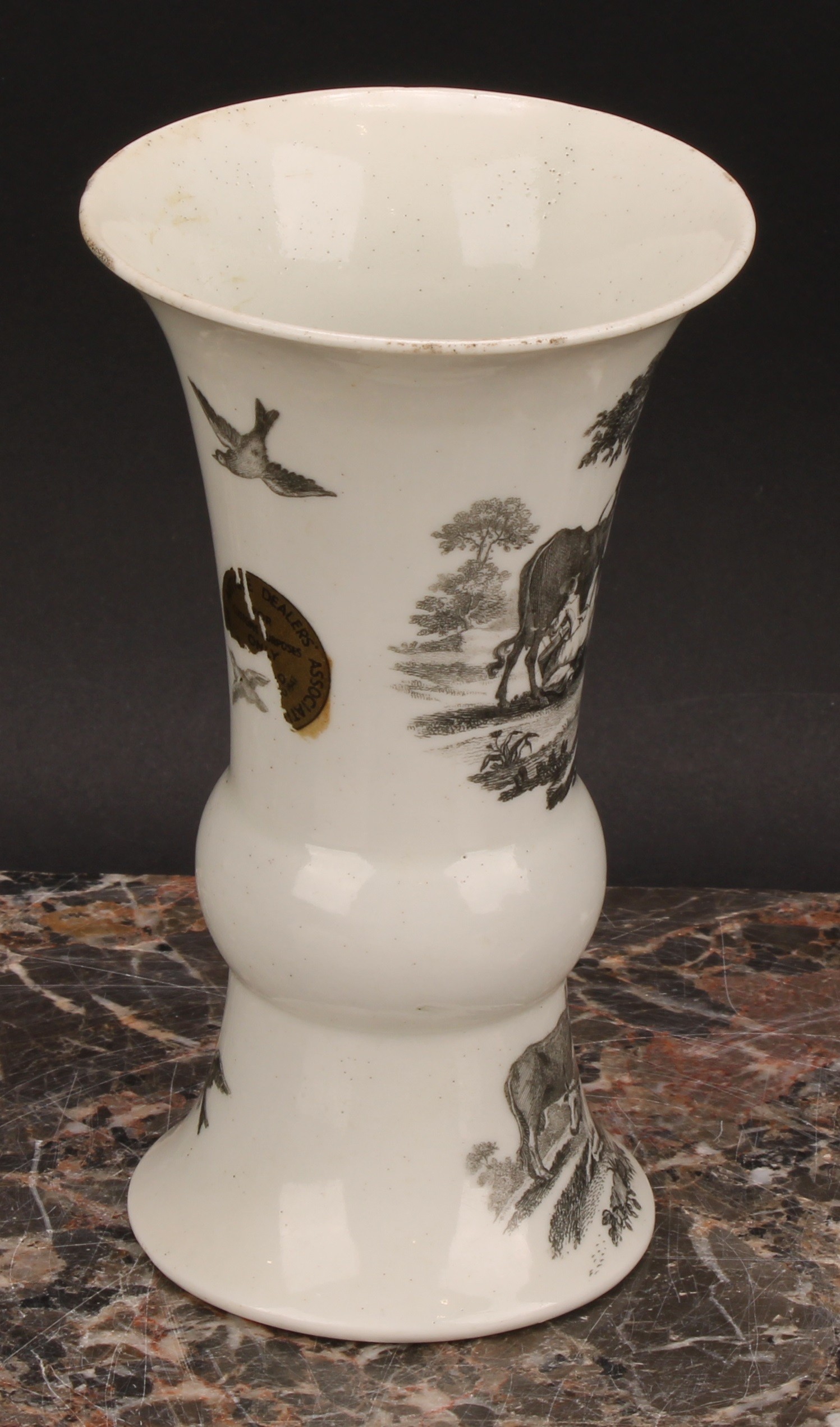 A Worcester 'The Milking Scene' No. 1 trumpet shaped vase, printed in monochrome with an engraving - Image 3 of 6