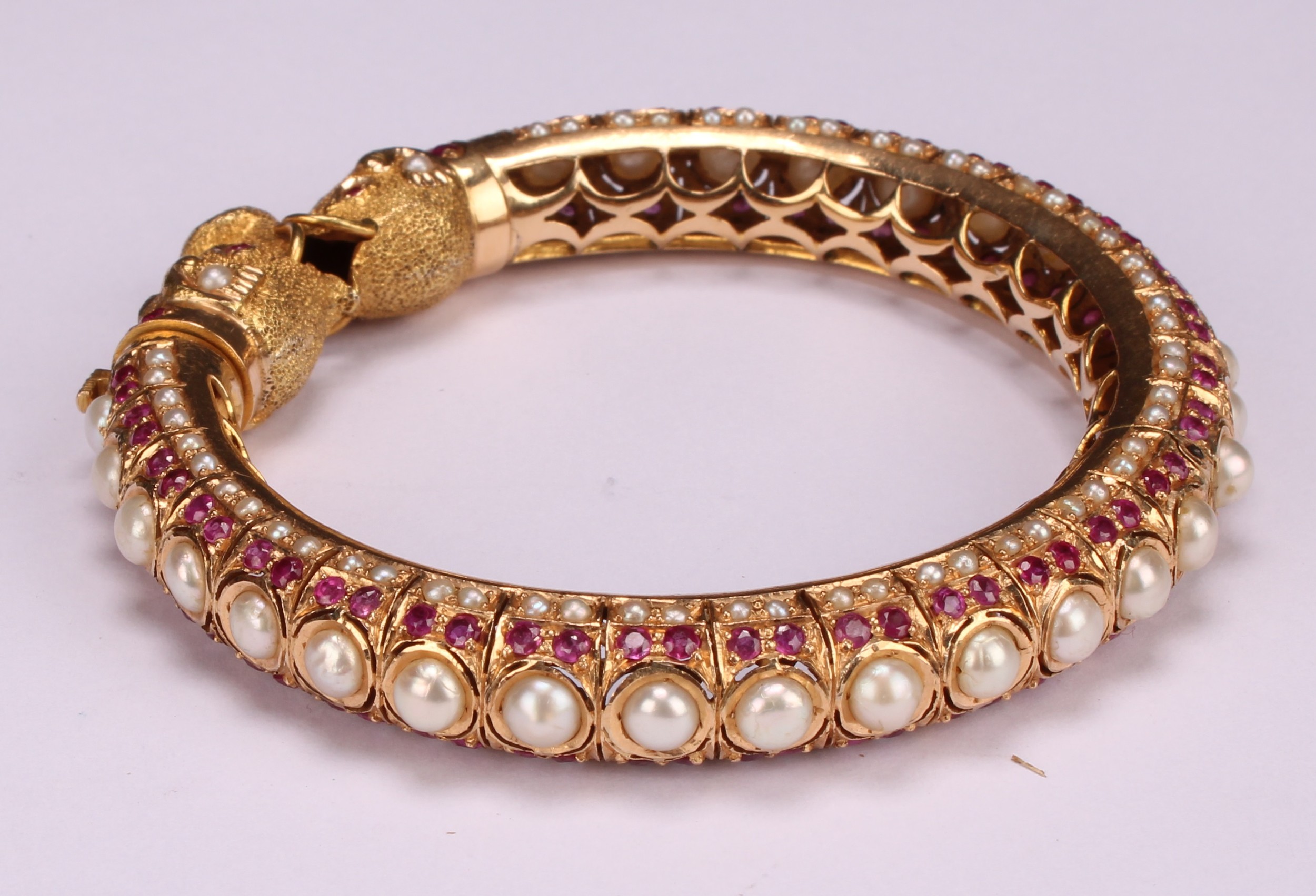 A pair of high carat gold coloured metal Indian wedding bangles, the whole inlaid with pearls - Image 9 of 11