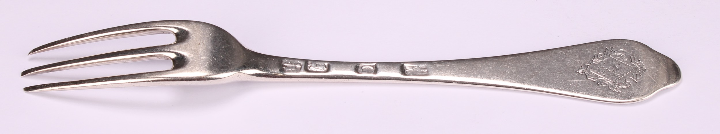 A George I Britannia silver Dog Nose pattern three-prong fork, 18.5cm long, Paul Hanet, London 1718 - Image 3 of 4