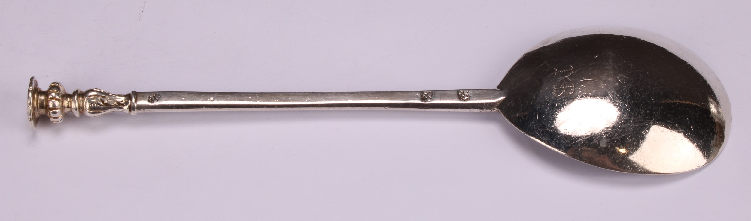A Charles I Provincial silver seal top spoon, 18cm long, c.1640 - Image 3 of 7