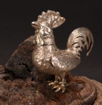 A Continental silver novelty spice canister, cast as a cockerel, articulated wings, 10cm high,