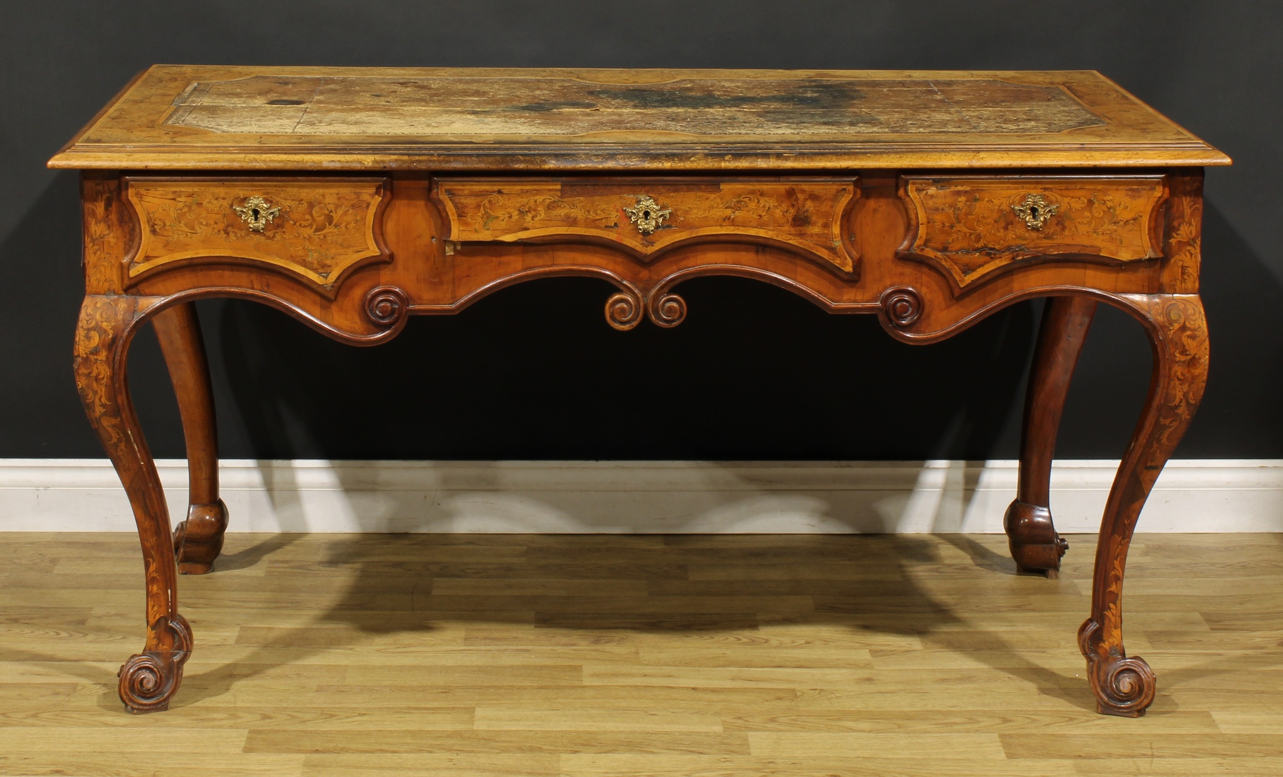 A 19th century Continental walnut and marquetry bureau plat, rectangular top with inset tooled and - Image 2 of 6