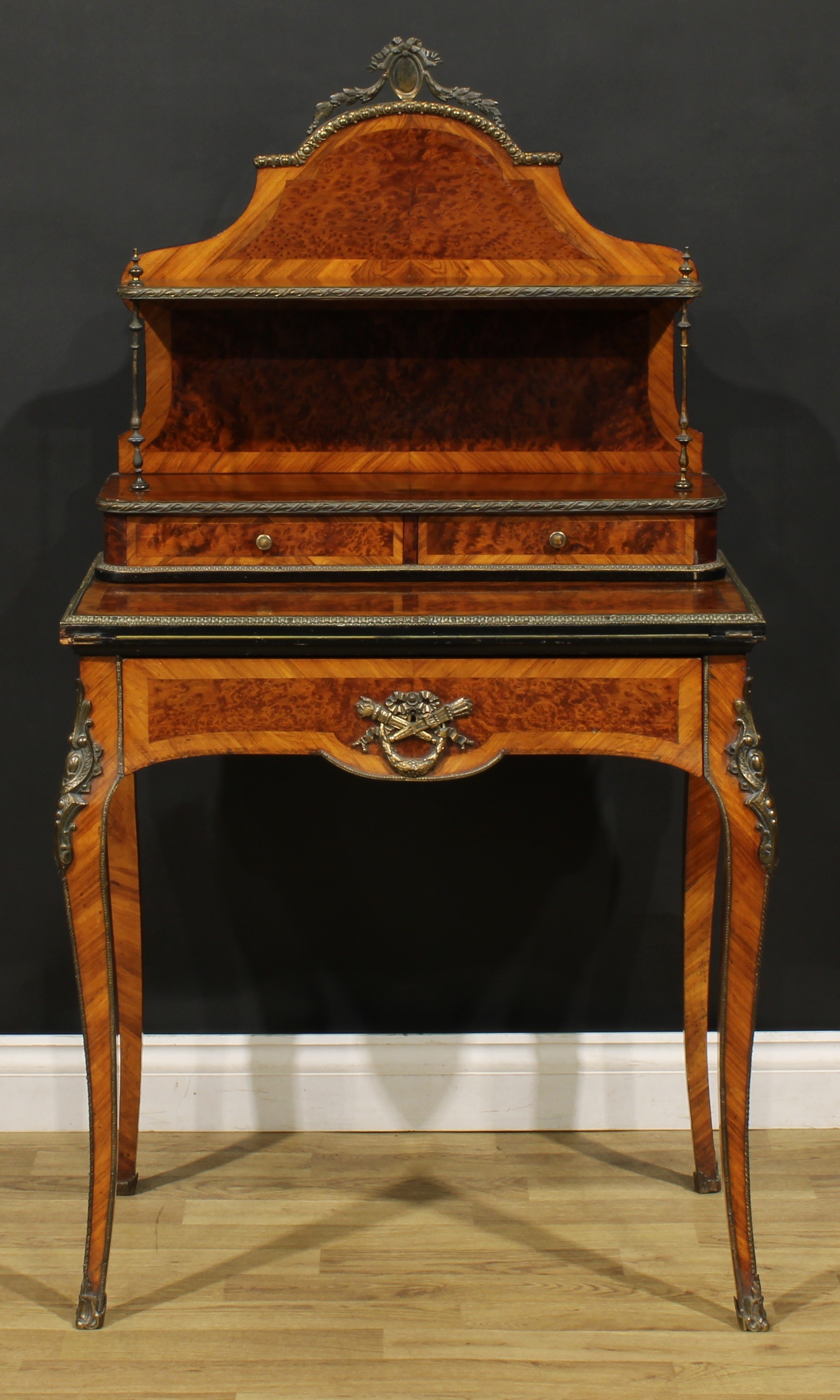 A Louis XV Revival amboyna and kingwood bonheur du jour, shaped superstructure with a shelf and - Image 3 of 7